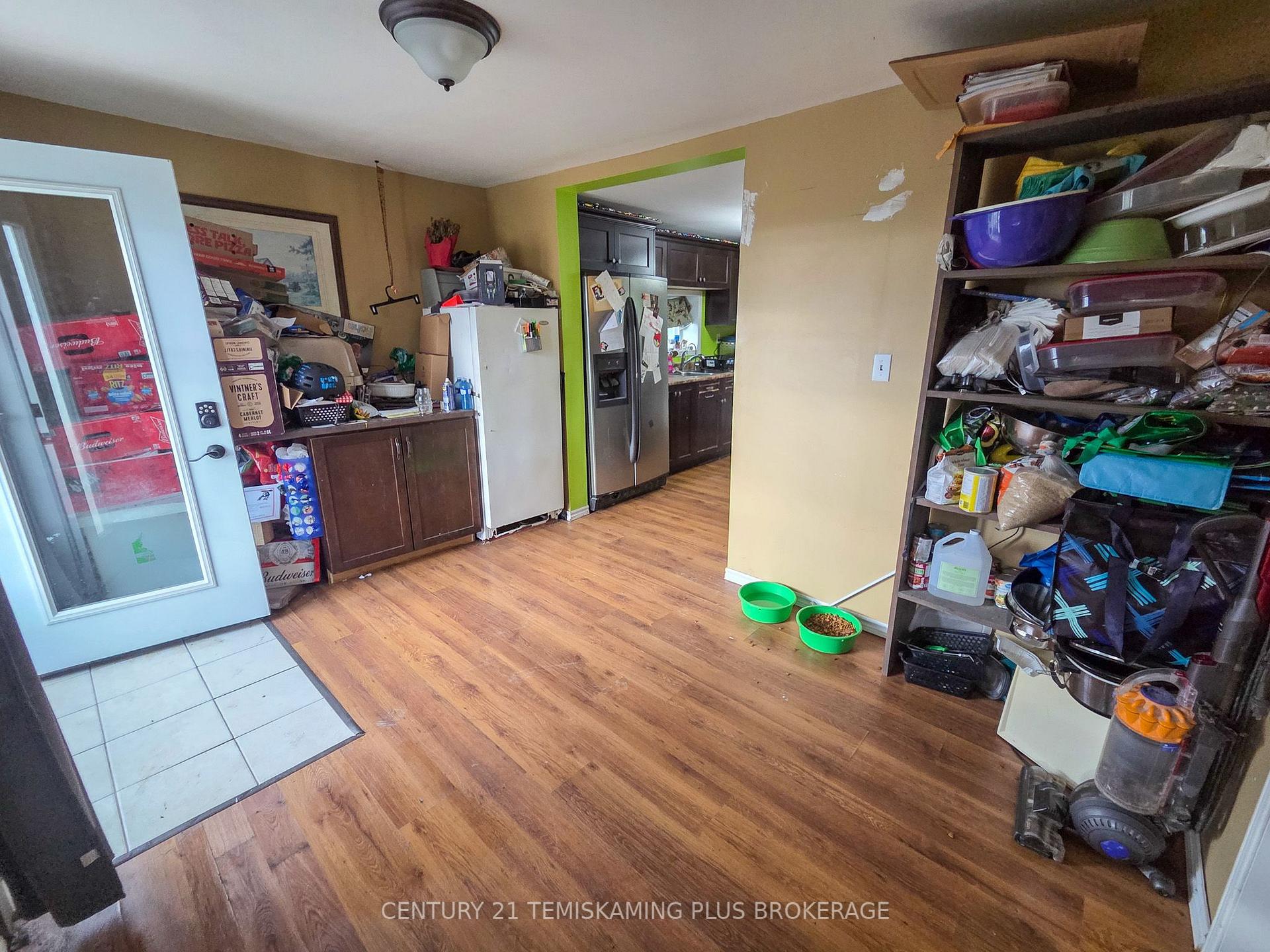 Photo 13 of 311096 Highway 571, Armstrong, Earlton — HOMEH