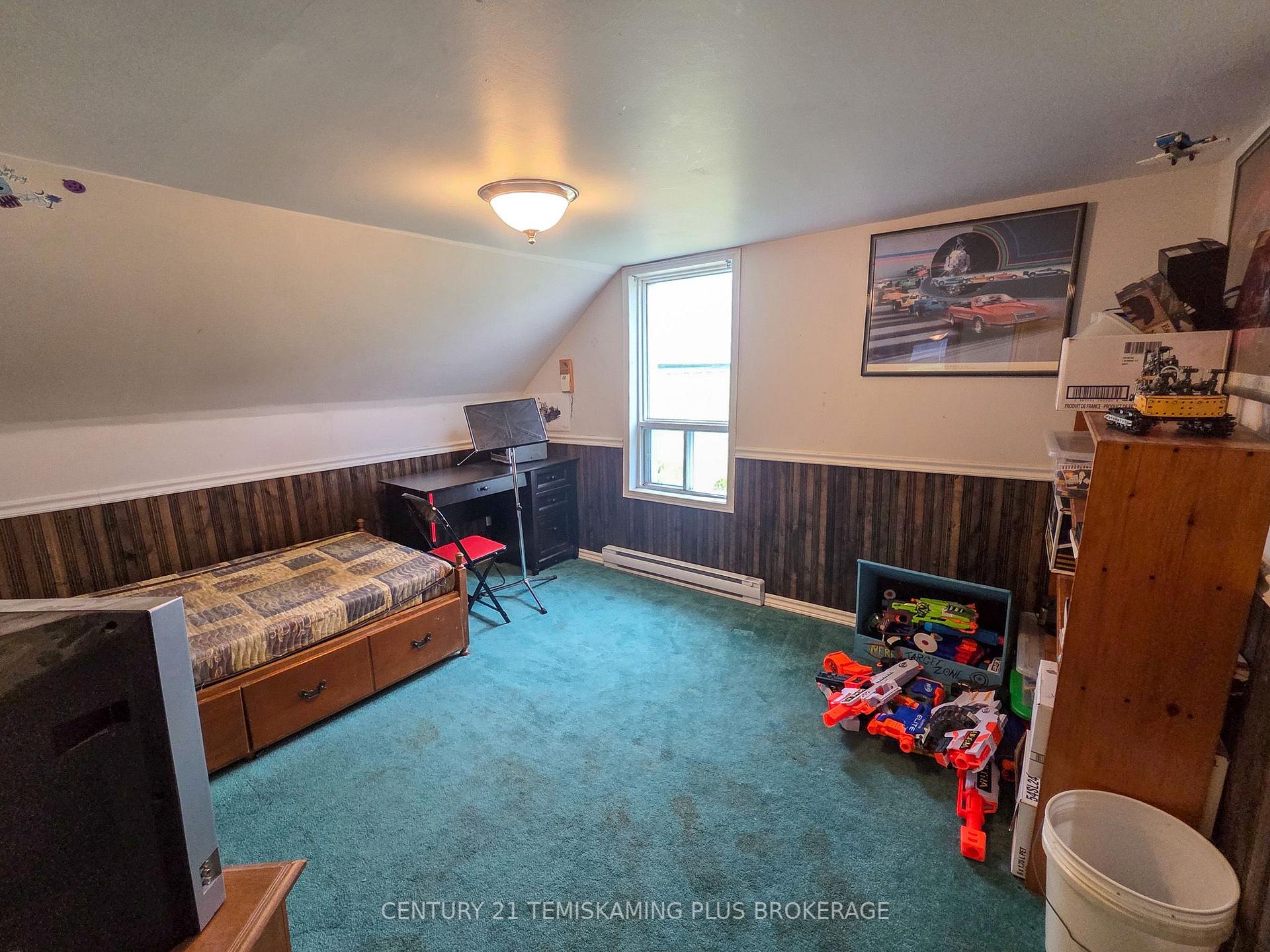 Photo 23 of 311096 Highway 571, Armstrong, Earlton — HOMEH