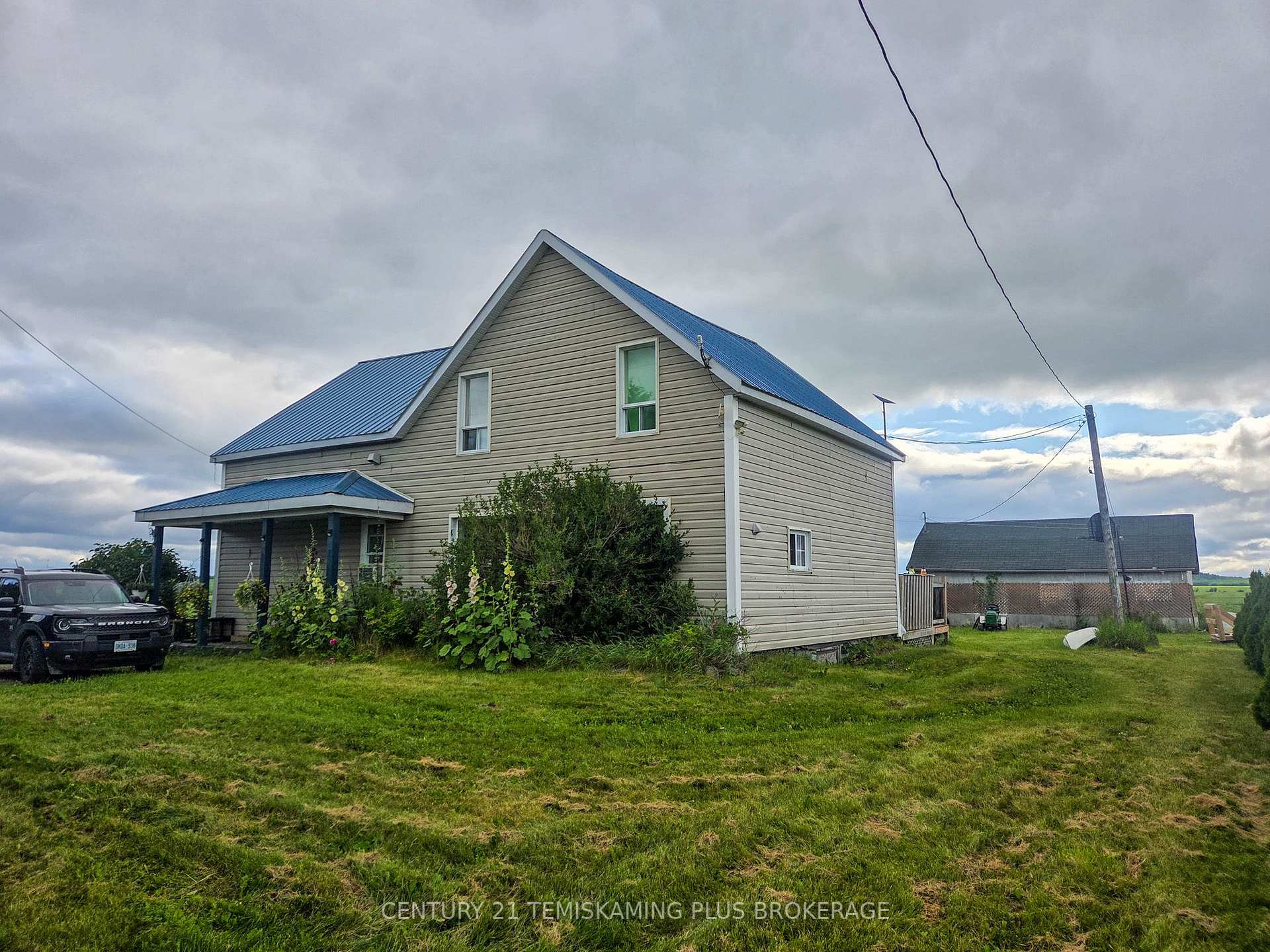 Photo 31 of 311096 Highway 571, Armstrong, Earlton — HOMEH