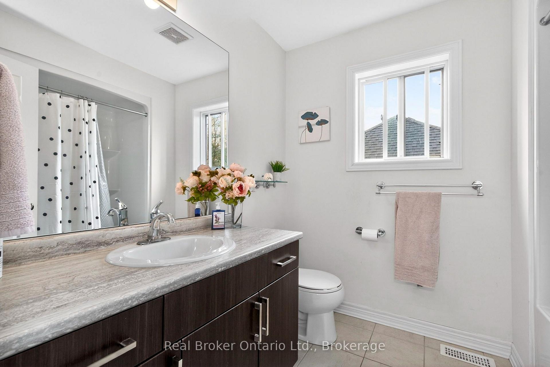 Photo 19 of 984 Cook Drive, Midland — HOMEH