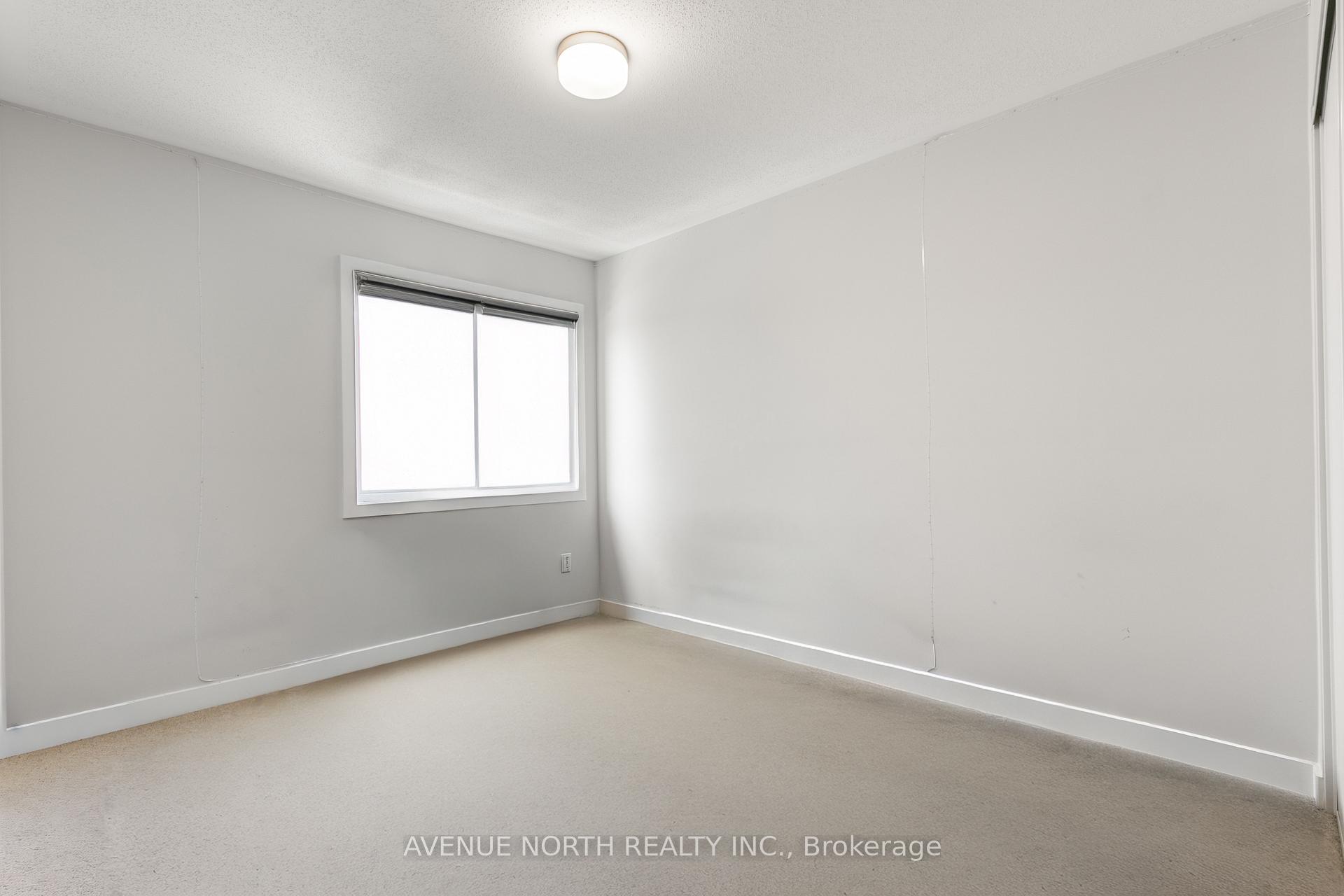 Photo 12 of 834 Bascule Place, Ottawa, Btwn Franktown Rd. & Fallowfield Rd. — HOMEH