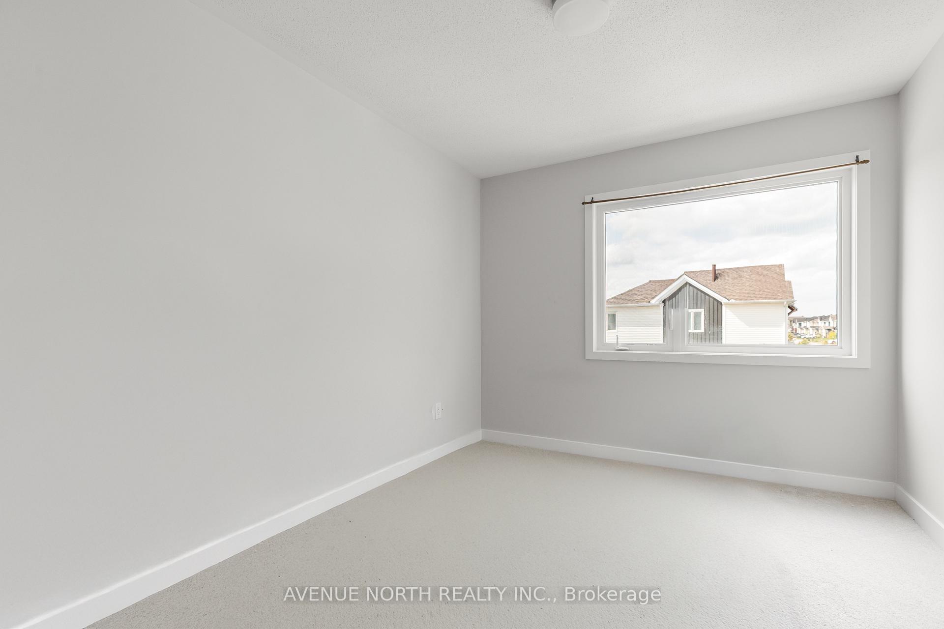 Photo 13 of 834 Bascule Place, Ottawa, Btwn Franktown Rd. & Fallowfield Rd. — HOMEH