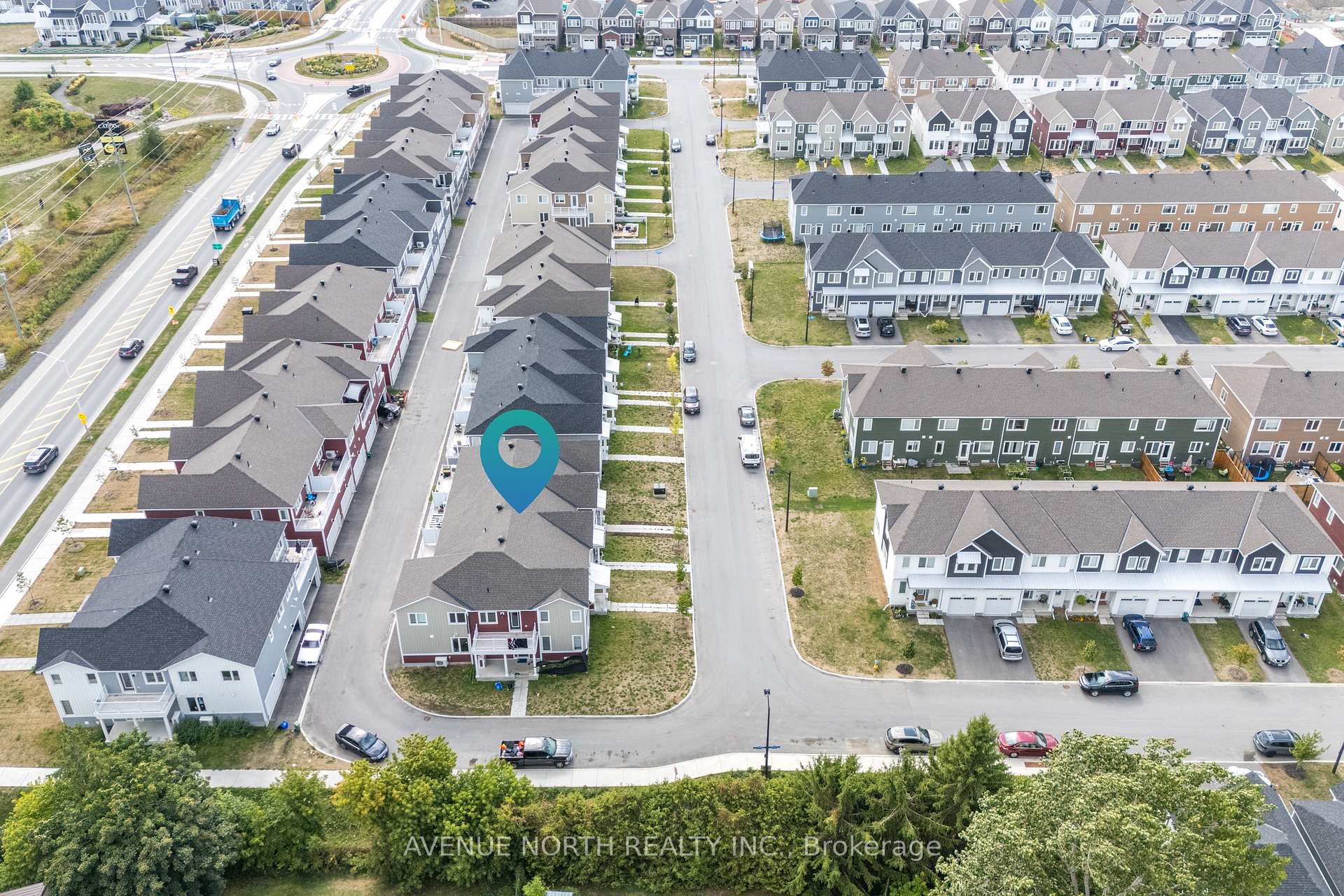 Photo 16 of 834 Bascule Place, Ottawa, Btwn Franktown Rd. & Fallowfield Rd. — HOMEH