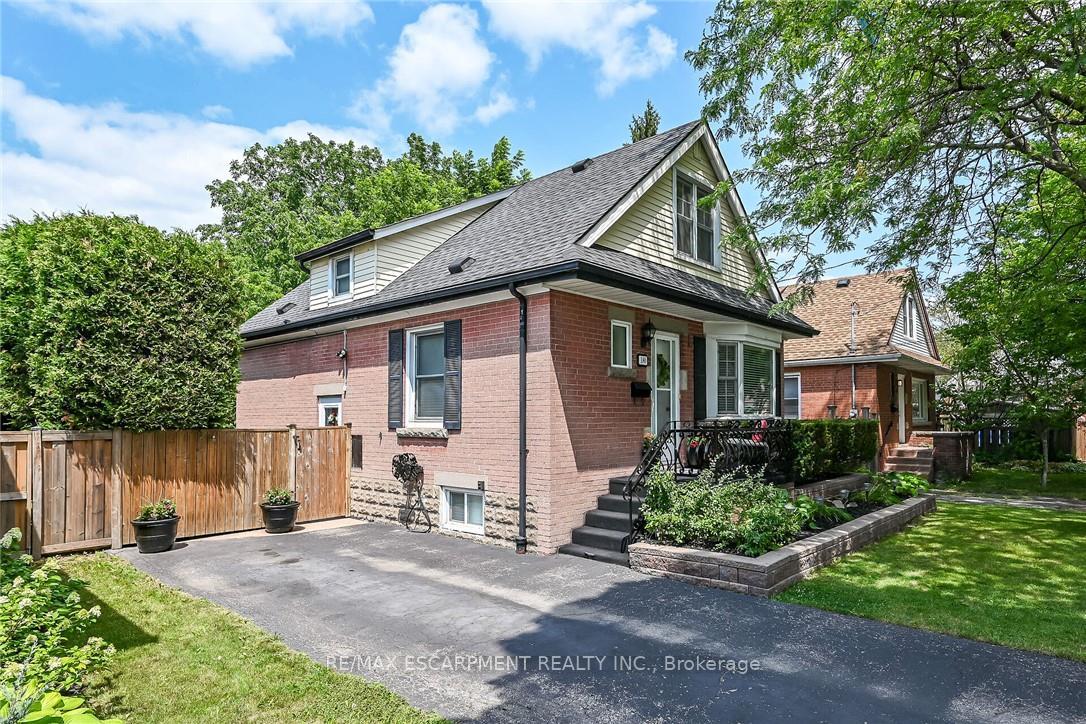 Photo 2 of 180 East 25th Street, Hamilton, Eastmount — HOMEH