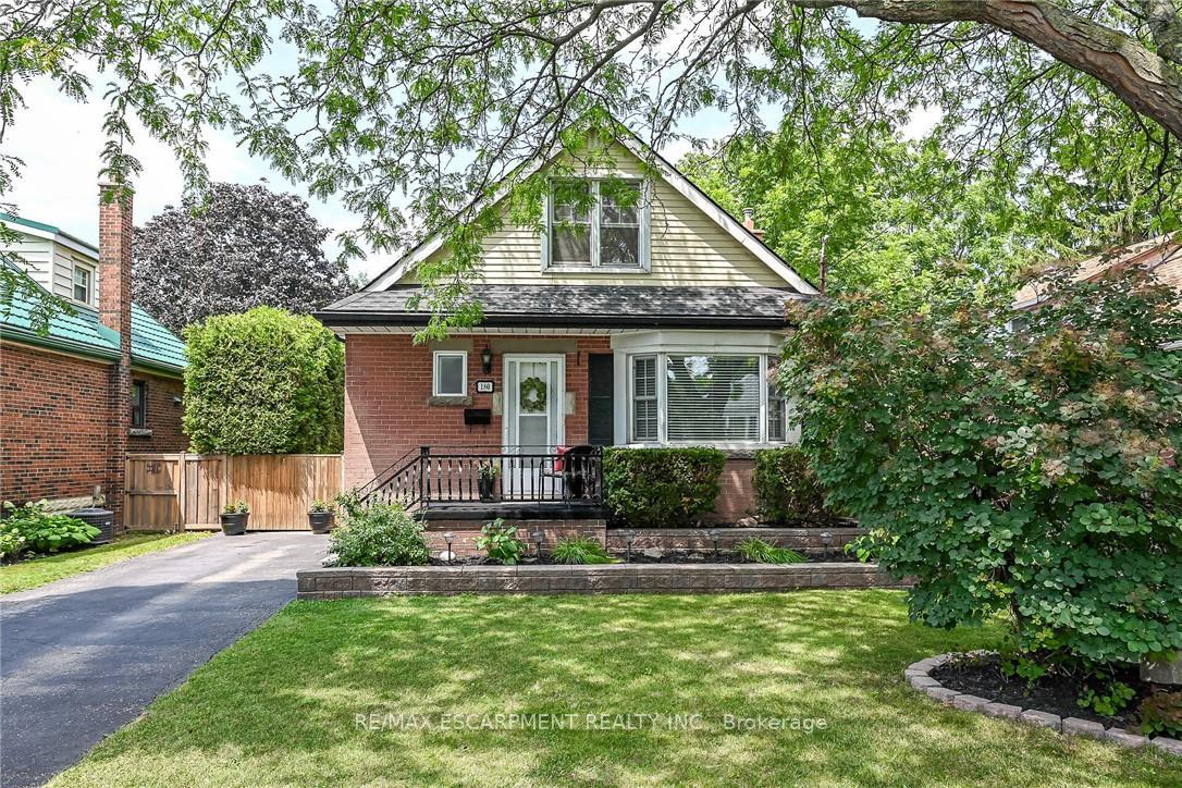 Photo 3 of 180 East 25th Street, Hamilton, Eastmount — HOMEH