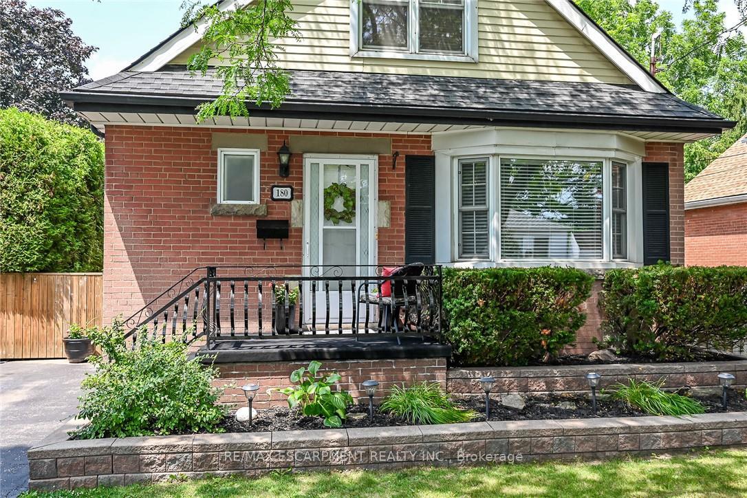 Photo 4 of 180 East 25th Street, Hamilton, Eastmount — HOMEH