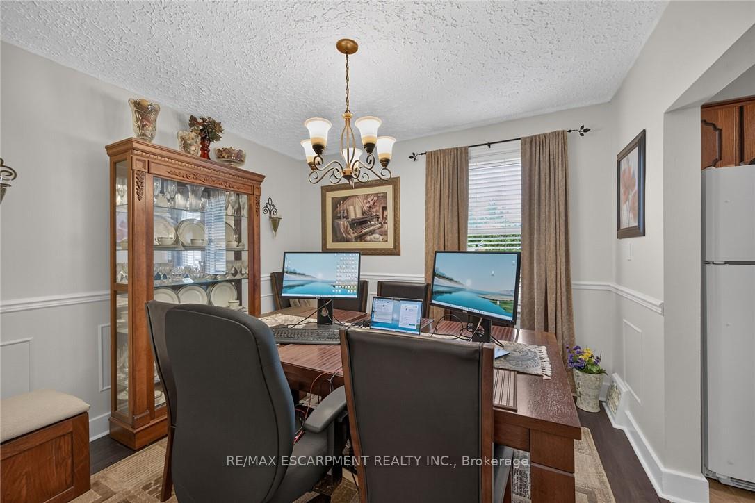 Photo 17 of 180 East 25th Street, Hamilton, Eastmount — HOMEH