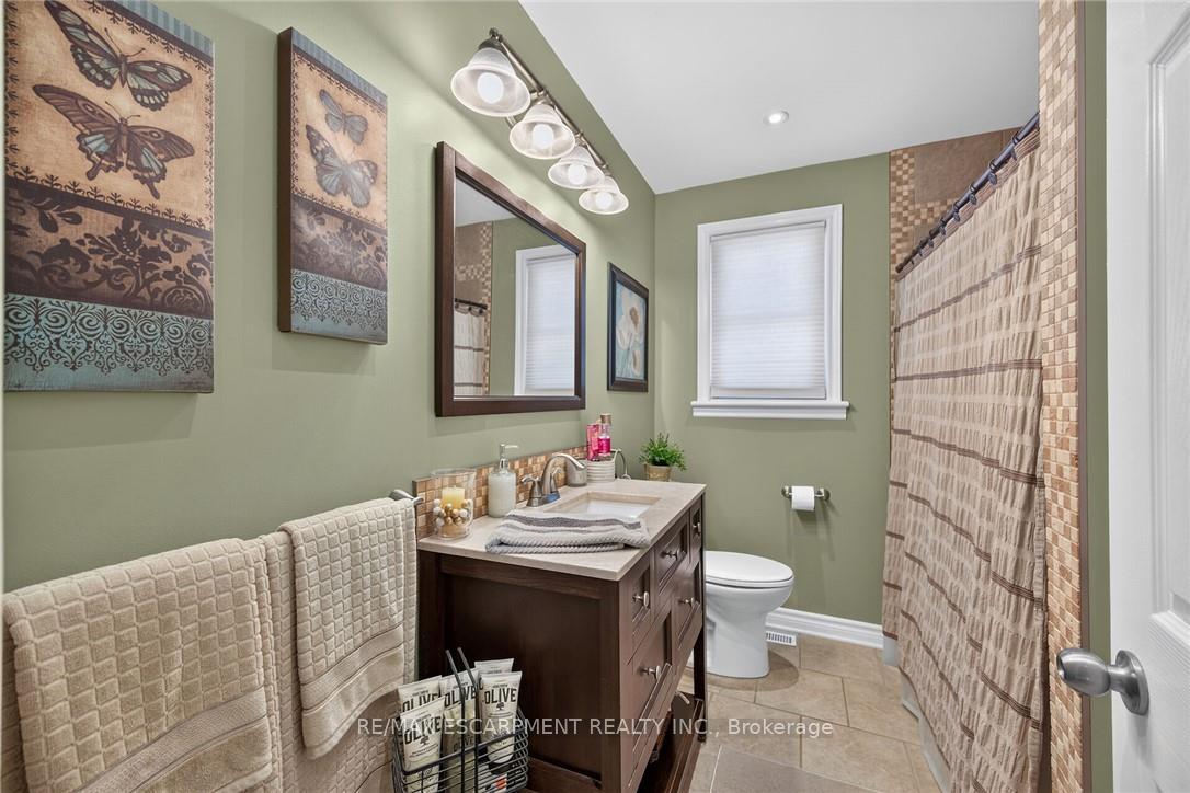 Photo 19 of 180 East 25th Street, Hamilton, Eastmount — HOMEH