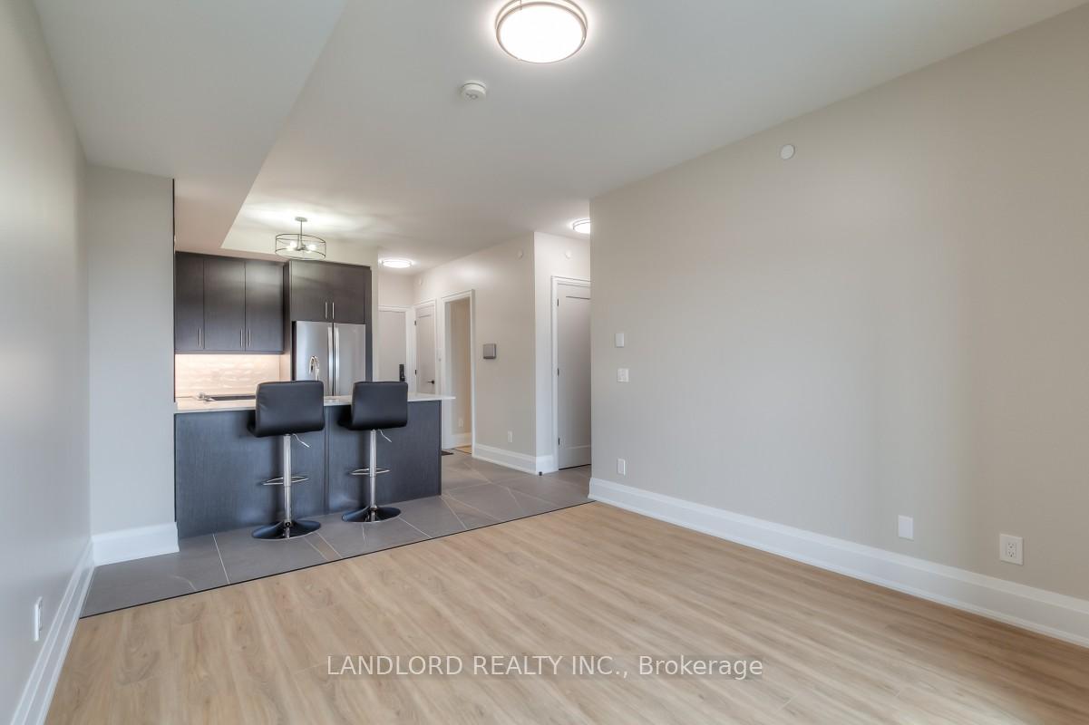 Photo 4 of Unit 308, 345 Wheat Boom Drive, Oakville, Joshua Meadows — HOMEH
