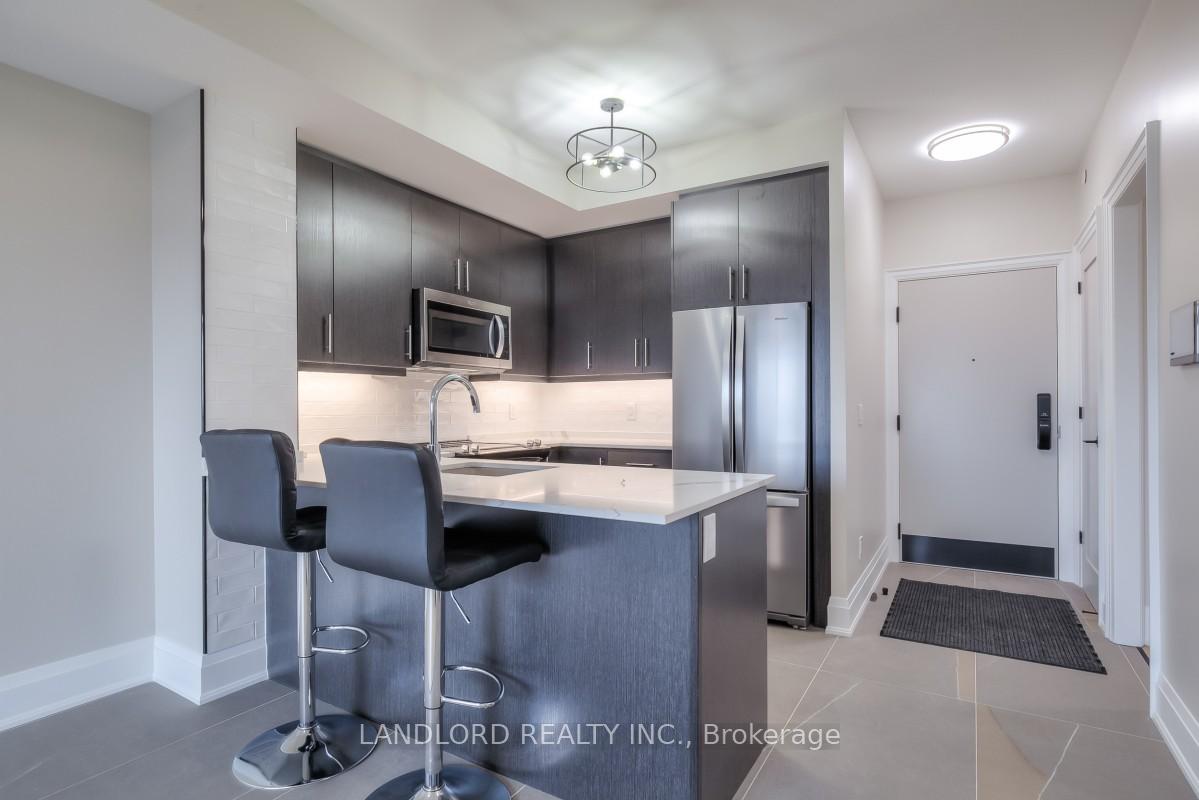 Photo 6 of Unit 308, 345 Wheat Boom Drive, Oakville, Joshua Meadows — HOMEH