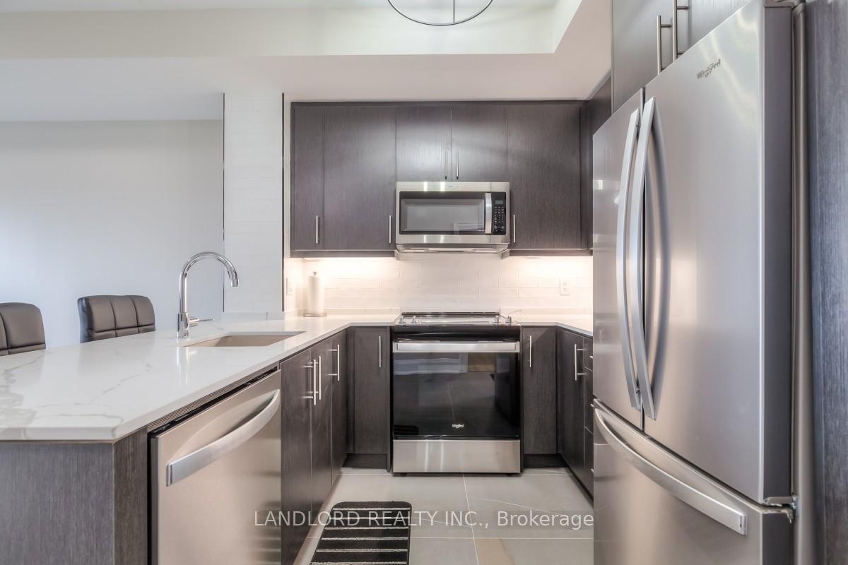 Photo 8 of Unit 308, 345 Wheat Boom Drive, Oakville, Joshua Meadows — HOMEH