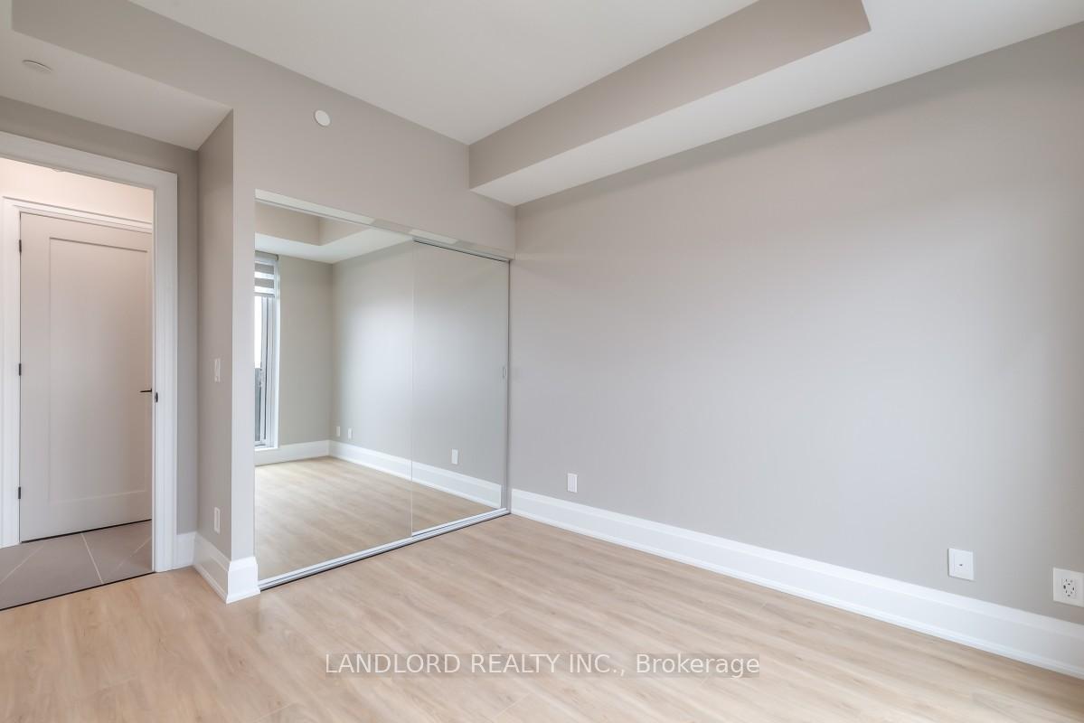 Photo 12 of Unit 308, 345 Wheat Boom Drive, Oakville, Joshua Meadows — HOMEH
