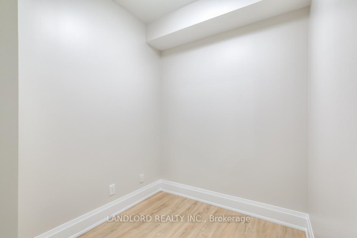 Photo 17 of Unit 308, 345 Wheat Boom Drive, Oakville, Joshua Meadows — HOMEH