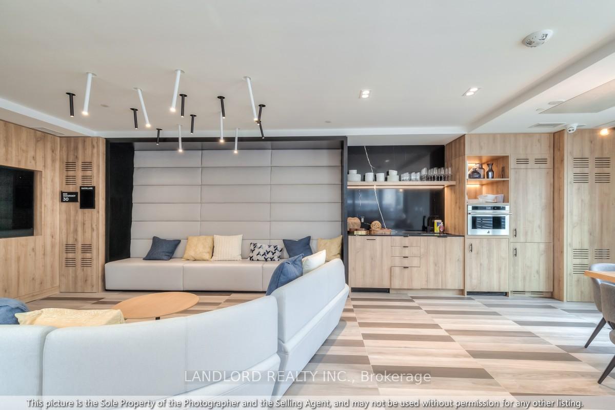 Photo 26 of Unit 308, 345 Wheat Boom Drive, Oakville, Joshua Meadows — HOMEH