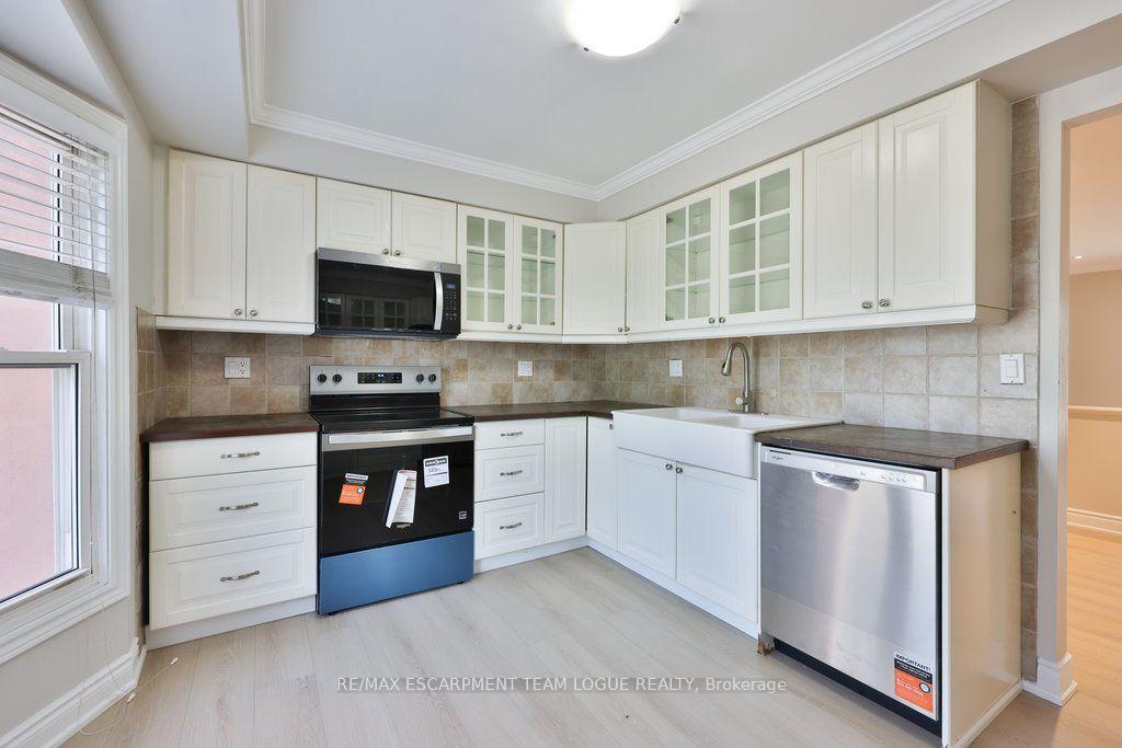 Photo 11 of 1552 Litchfield Road, Oakville, Falgarwood — HOMEH