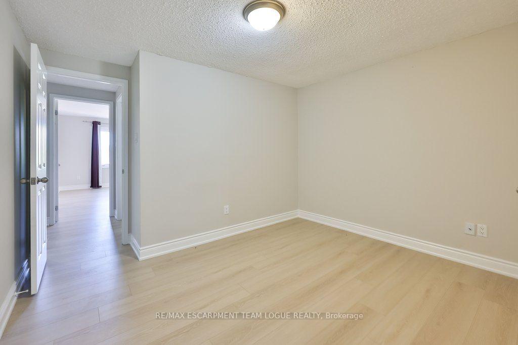 Photo 15 of 1552 Litchfield Road, Oakville, Falgarwood — HOMEH