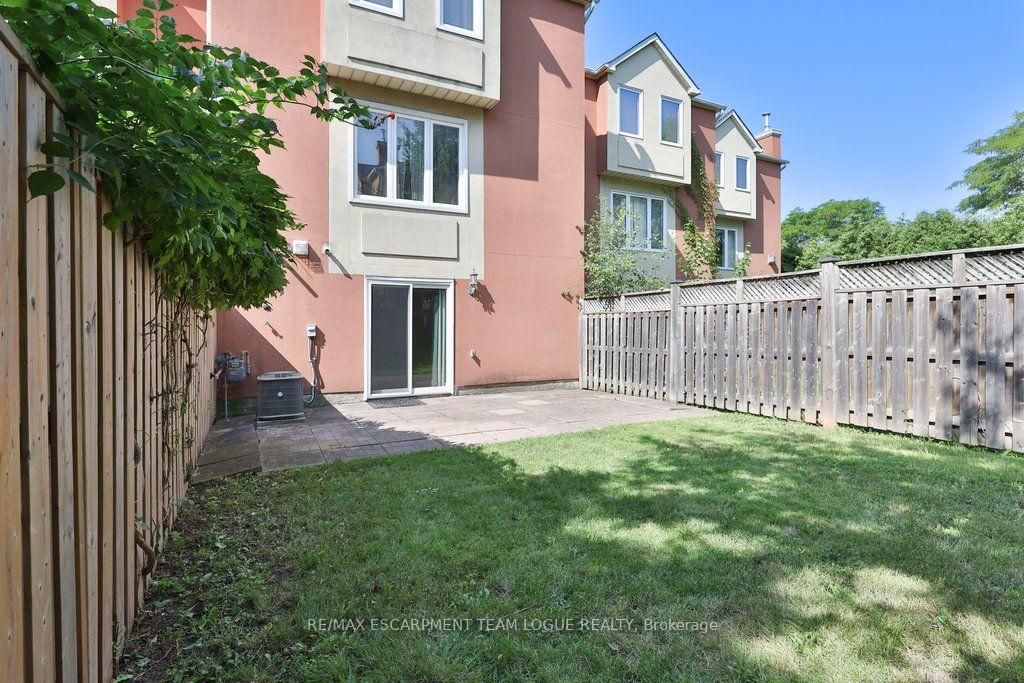 Photo 26 of 1552 Litchfield Road, Oakville, Falgarwood — HOMEH