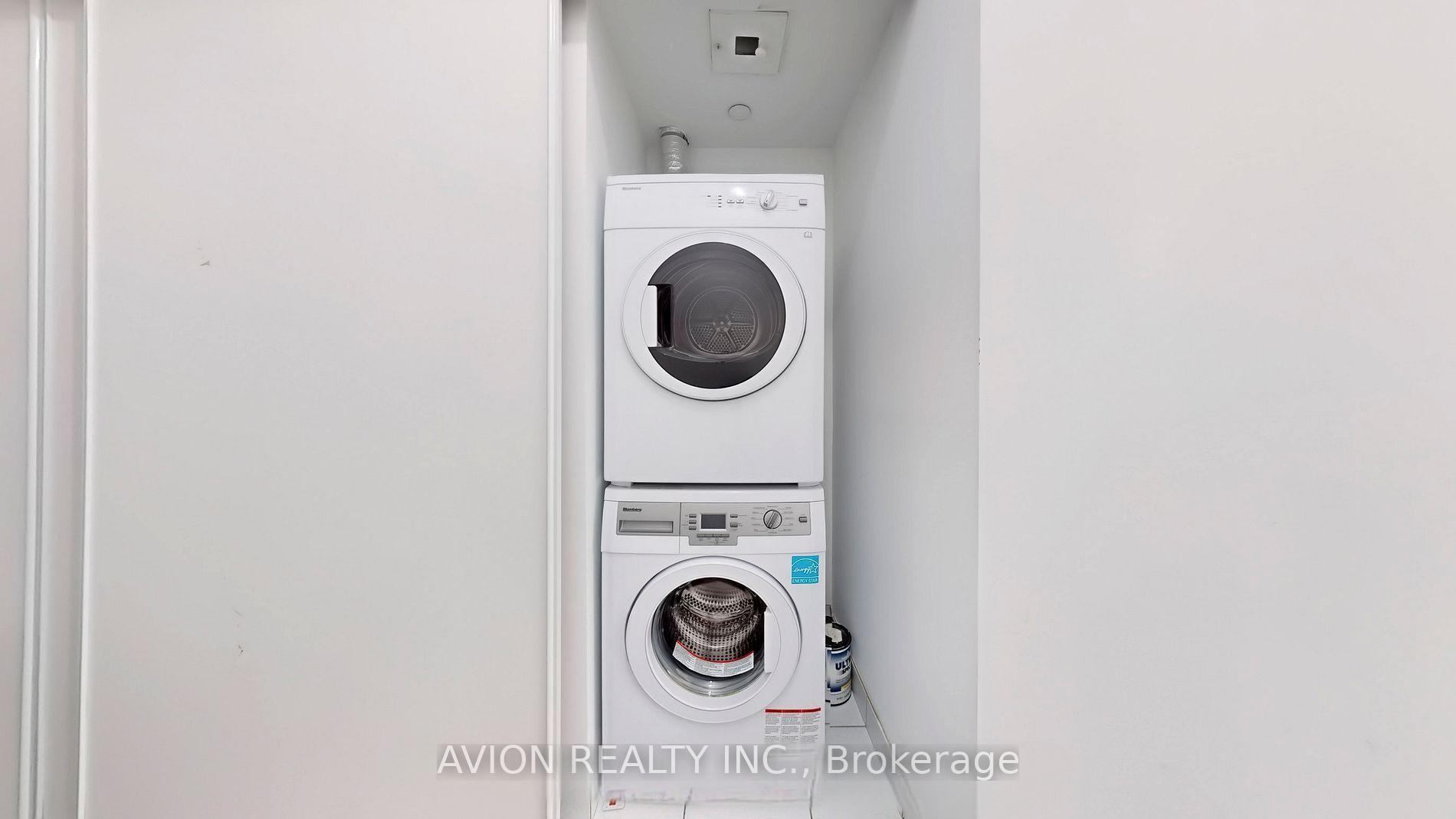 Photo 11 of Unit Masterbdrm 819, 57 St Joseph Street, Toronto, Bay Street Corridor — HOMEH