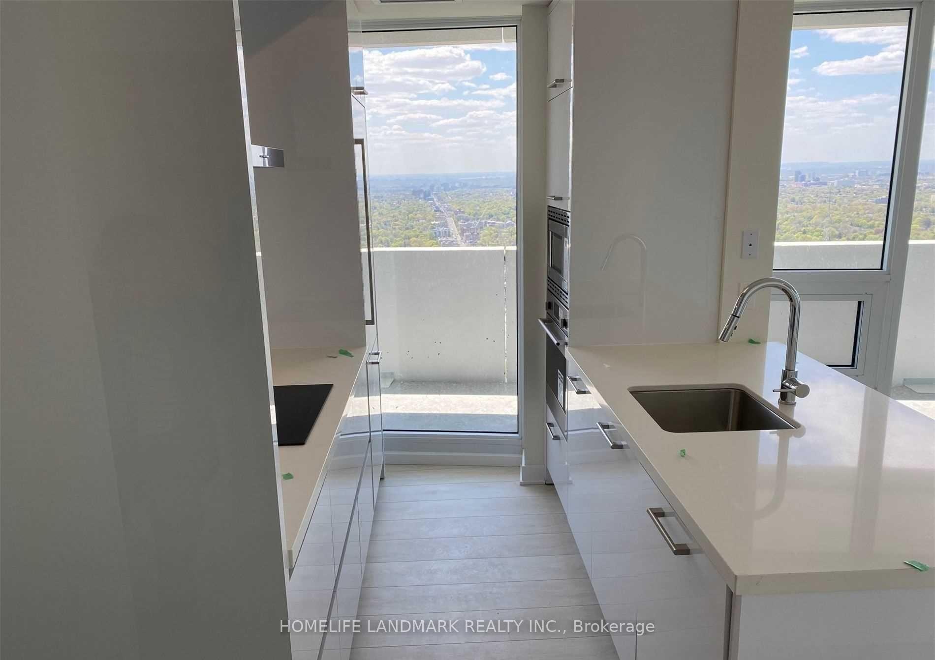 Photo 7 of Unit 5009, 2221 Yonge Street, Toronto, Mount Pleasant West — HOMEH