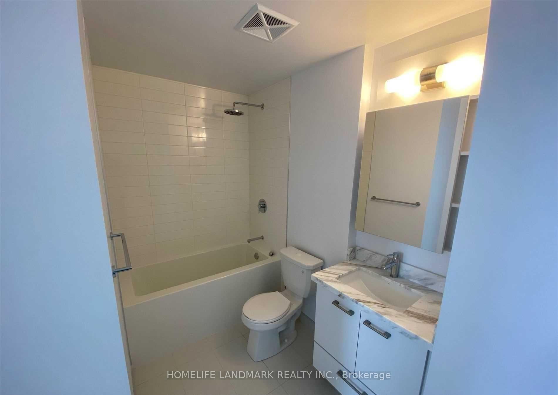 Photo 8 of Unit 5009, 2221 Yonge Street, Toronto, Mount Pleasant West — HOMEH