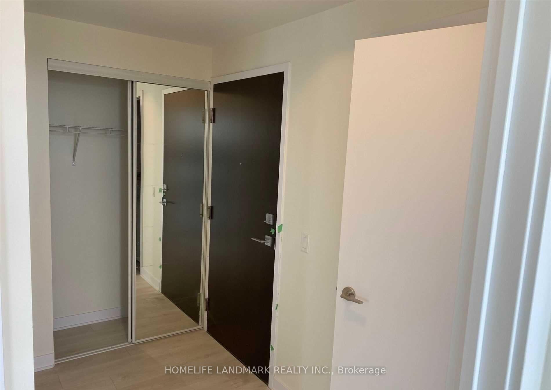 Photo 15 of Unit 5009, 2221 Yonge Street, Toronto, Mount Pleasant West — HOMEH