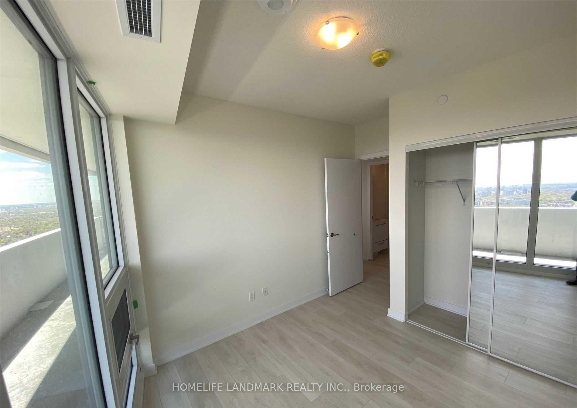 Photo 16 of Unit 5009, 2221 Yonge Street, Toronto, Mount Pleasant West — HOMEH