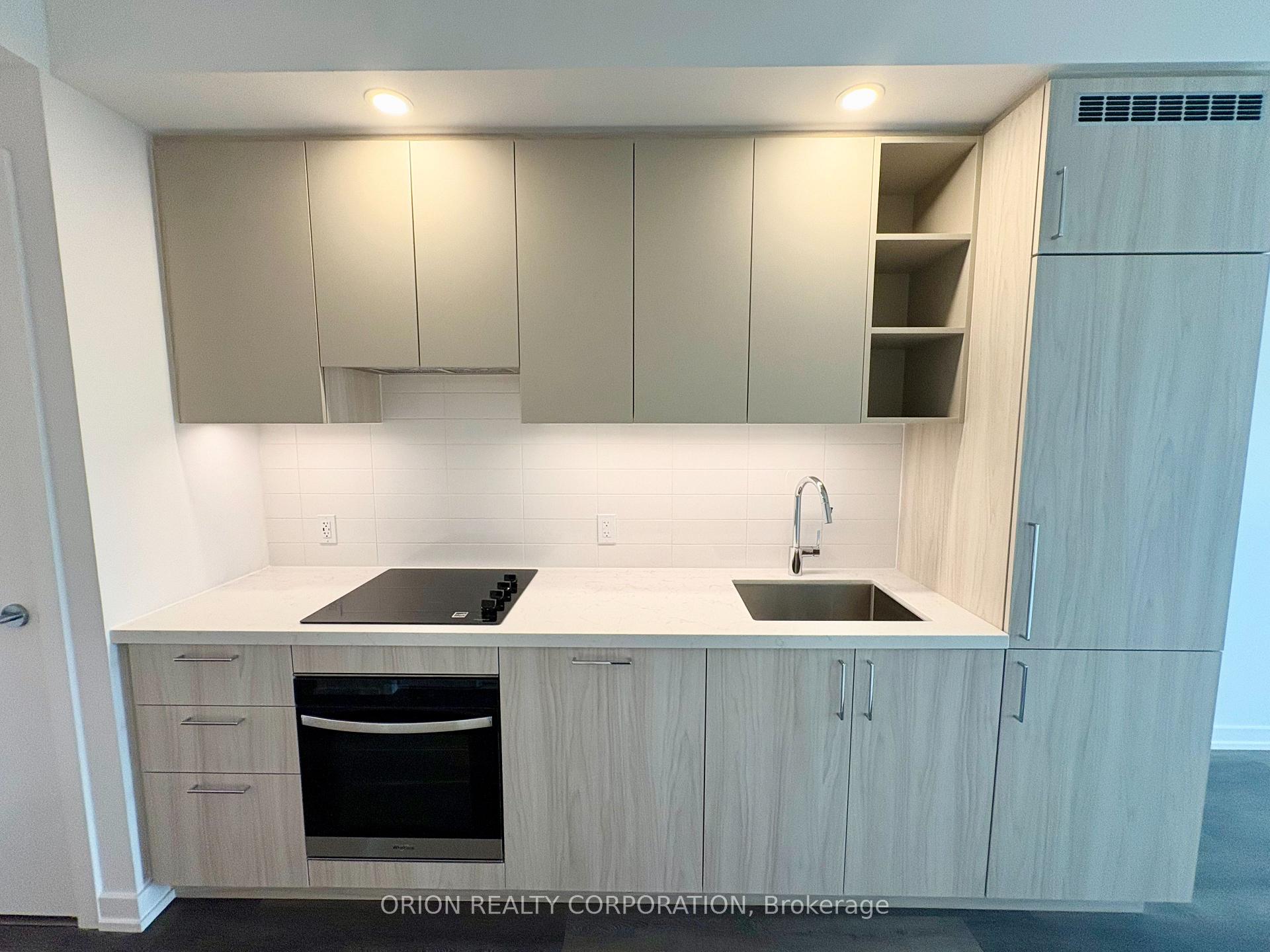 Photo 5 of Unit 211, 5 Meadowdale Road, Vaughan, Vaughan Corporate Centre — HOMEH