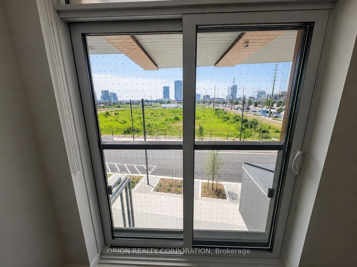 Photo 20 of Unit 211, 5 Meadowdale Road, Vaughan, Vaughan Corporate Centre — HOMEH