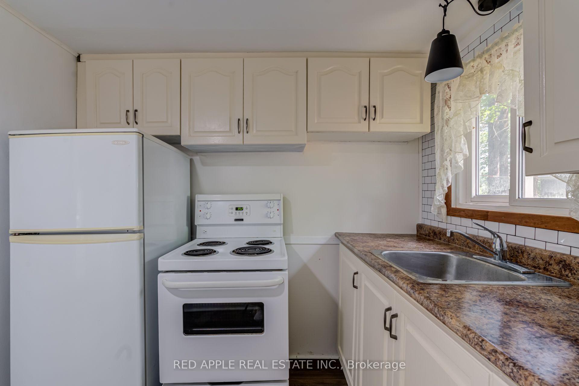 Photo 13 of 17568 Hwy #41, Addington Highlands, Addington Highlands — HOMEH