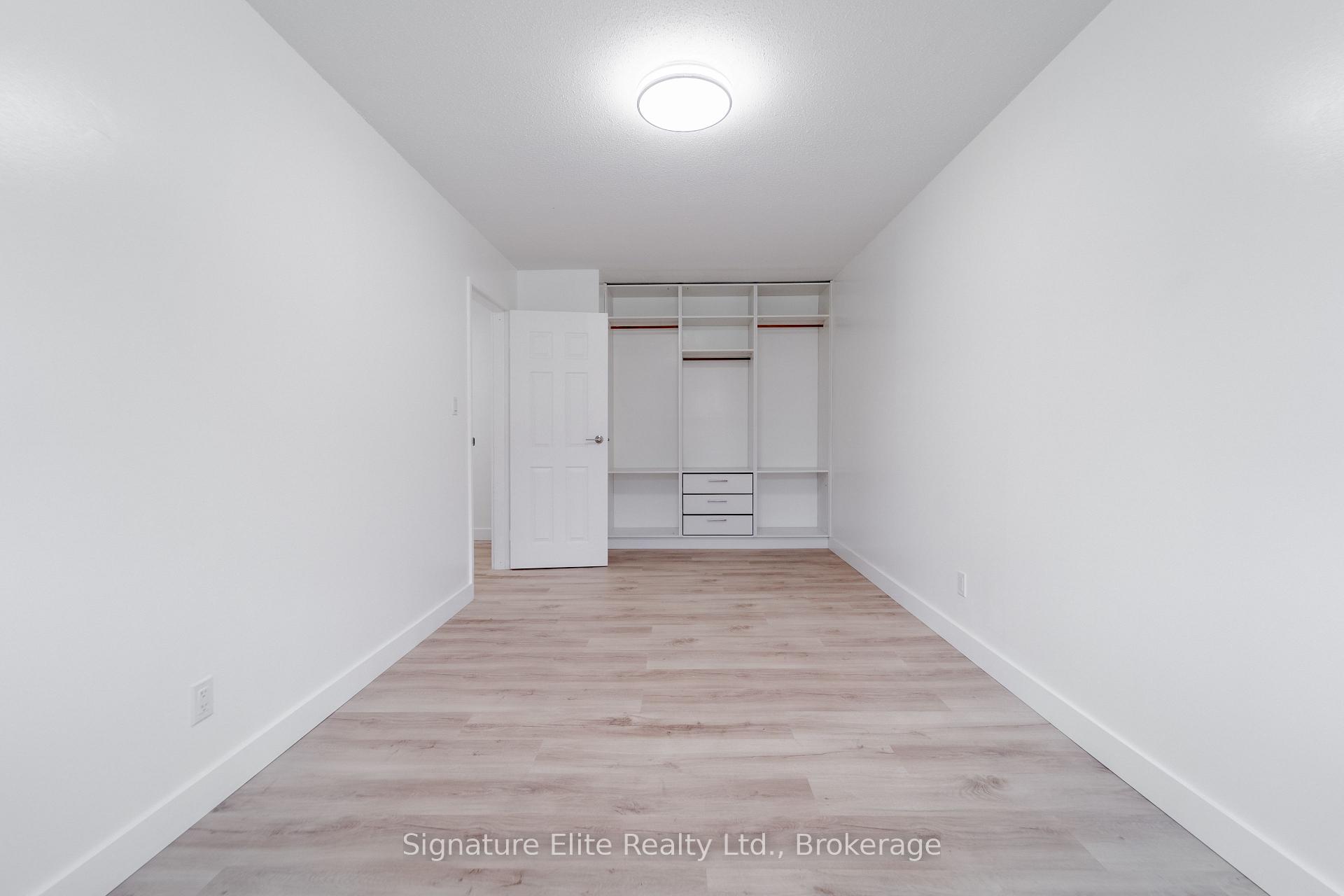 Photo 15 of 1118 Aire Place, Windsor — HOMEH