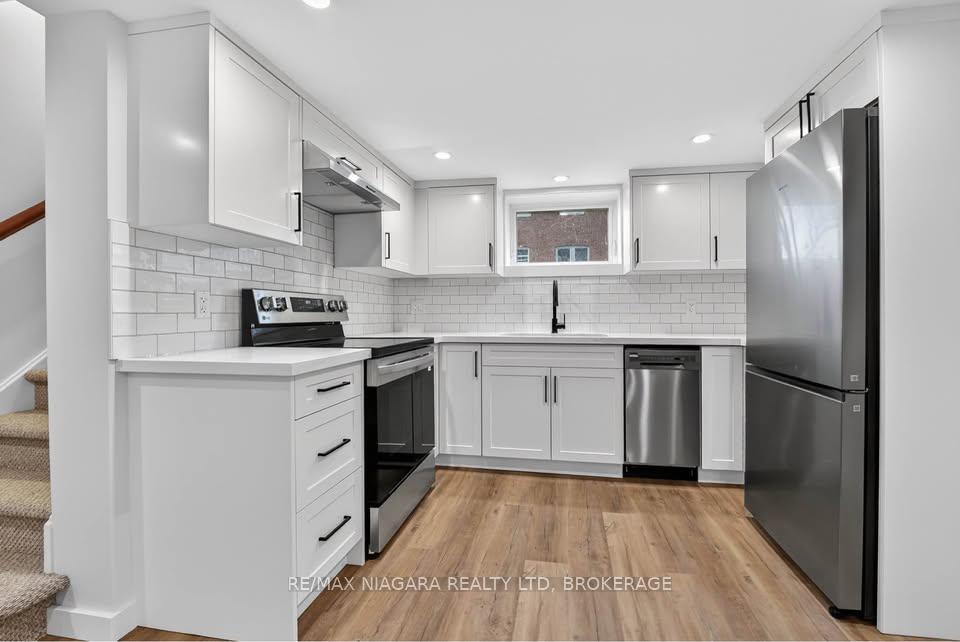 Photo 1 of Unit Lower, 3548 Bond Street, Niagara Falls, Chippawa — HOMEH