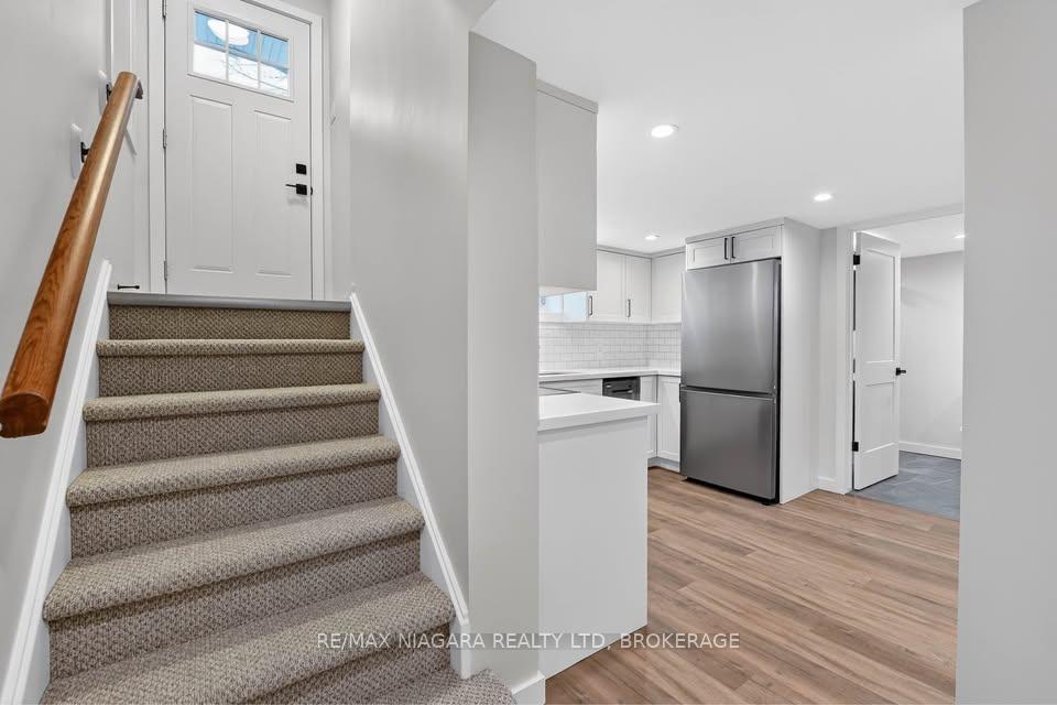 Photo 5 of Unit Lower, 3548 Bond Street, Niagara Falls, Chippawa — HOMEH