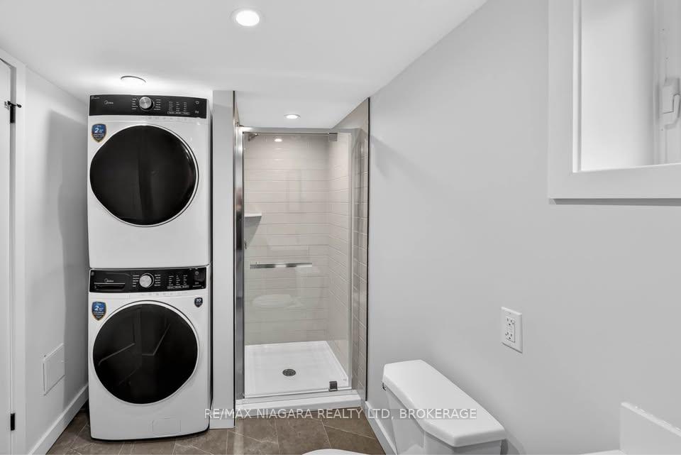 Photo 6 of Unit Lower, 3548 Bond Street, Niagara Falls, Chippawa — HOMEH