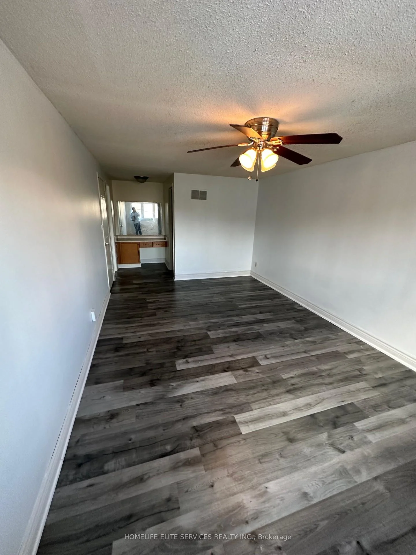 Photo 15 of 43 Bellwood Drive, Whitby, Blue Grass Meadows — HOMEH