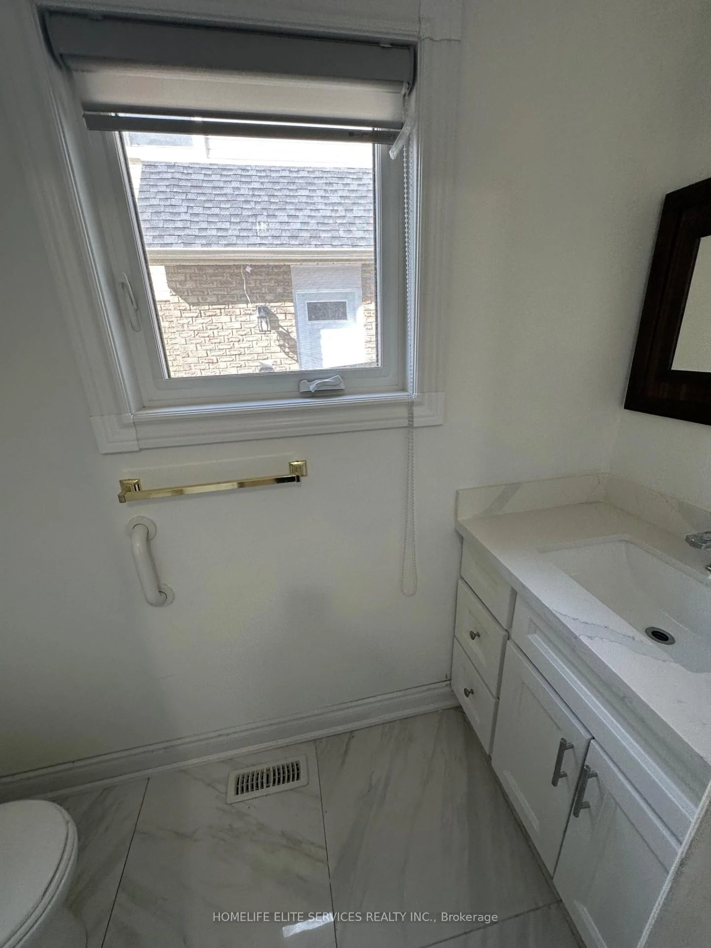 Photo 34 of 43 Bellwood Drive, Whitby, Blue Grass Meadows — HOMEH