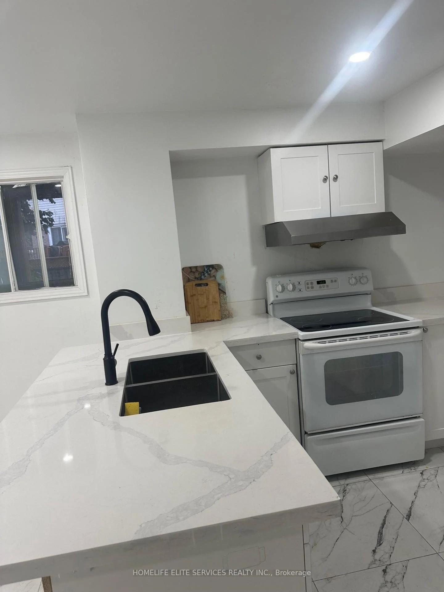 Photo 44 of 43 Bellwood Drive, Whitby, Blue Grass Meadows — HOMEH