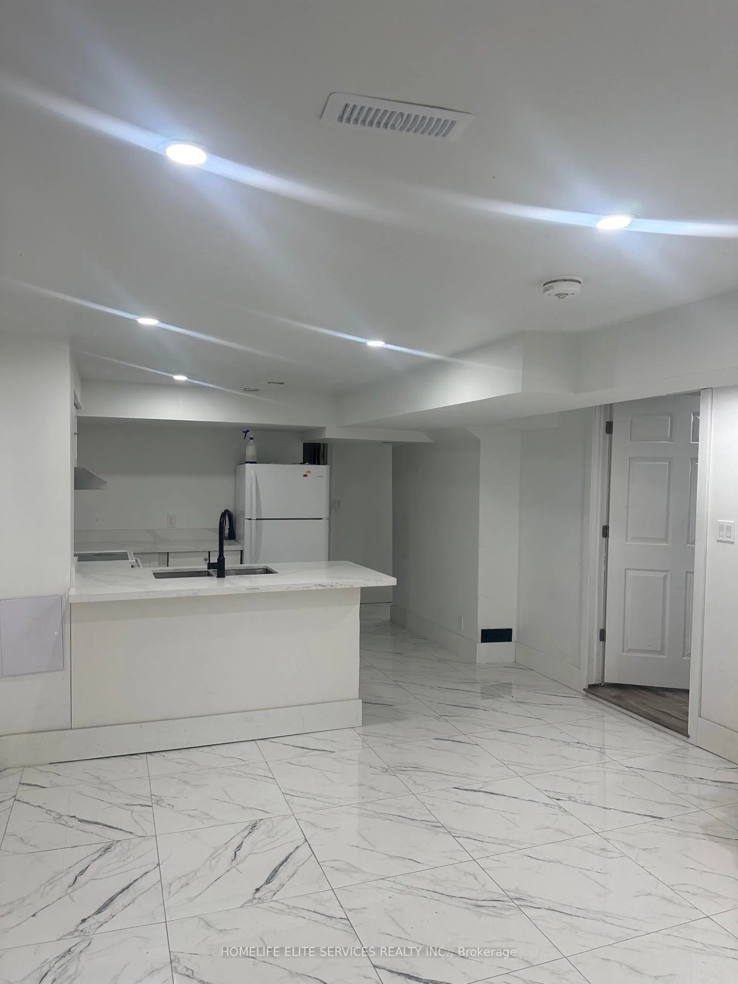 Photo 51 of 43 Bellwood Drive, Whitby, Blue Grass Meadows — HOMEH