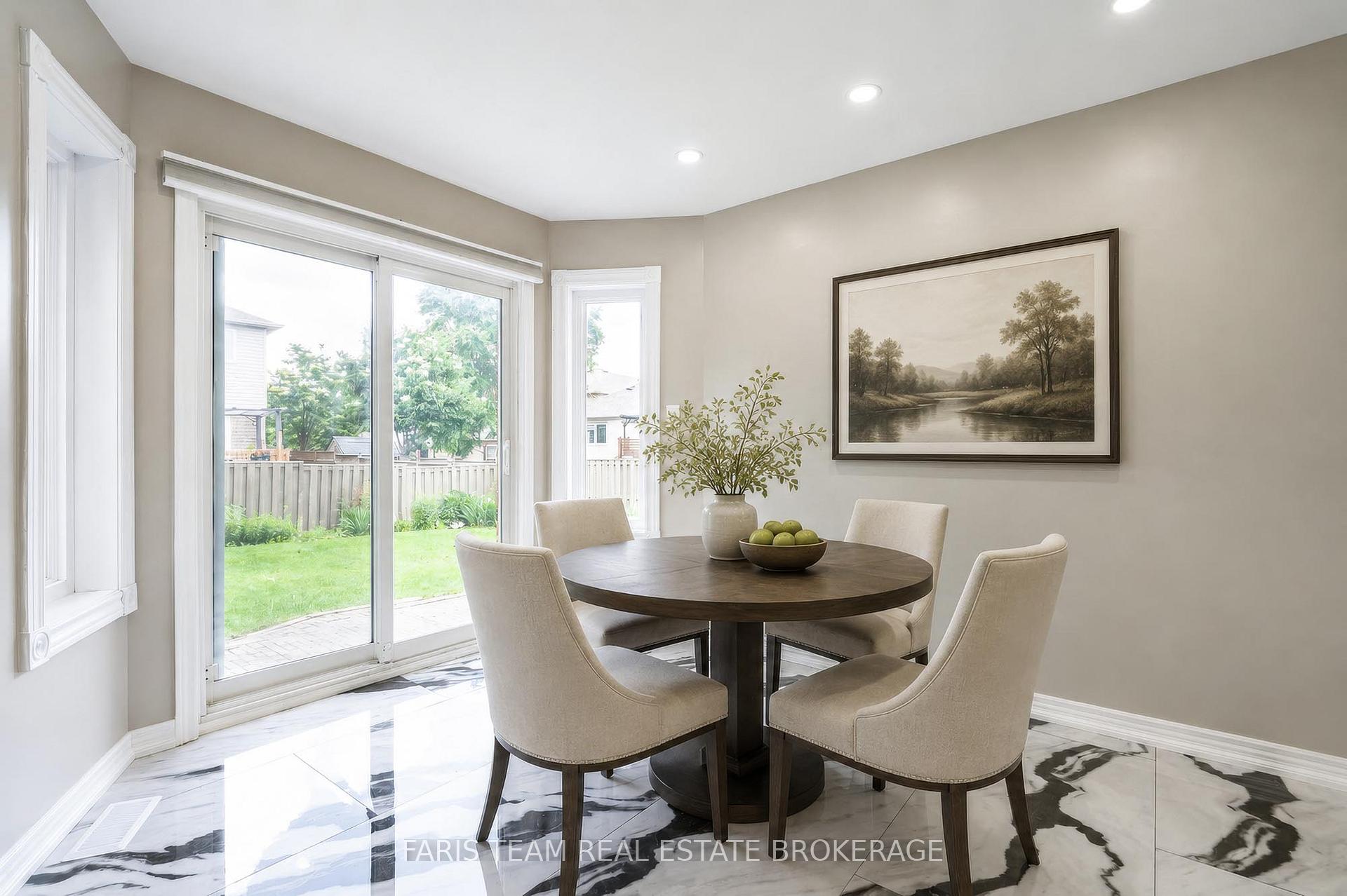 Photo 10 of 186 Ferndale Drive S, Barrie, Ardagh — HOMEH
