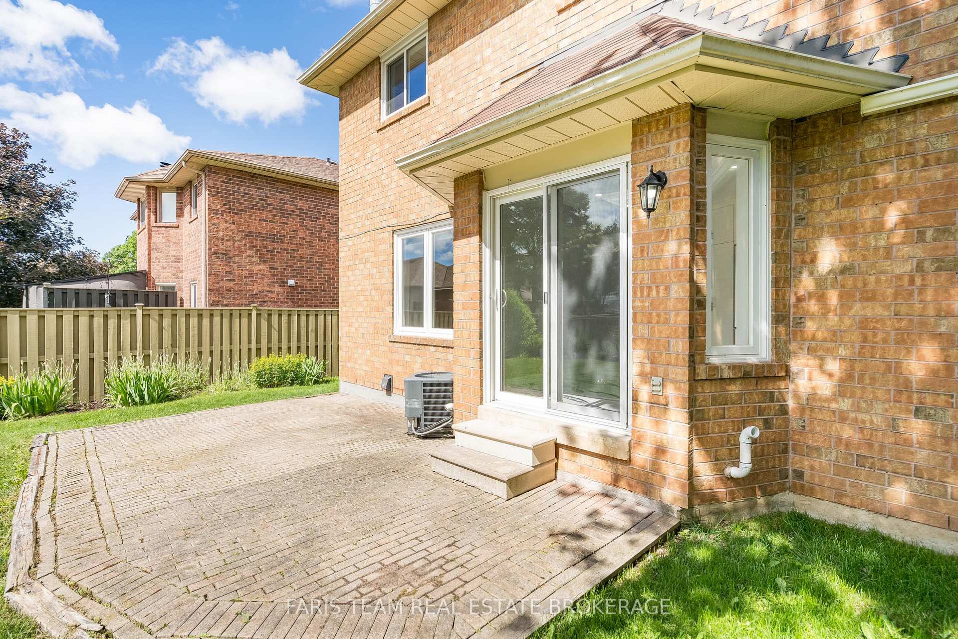 Photo 37 of 186 Ferndale Drive S, Barrie, Ardagh — HOMEH