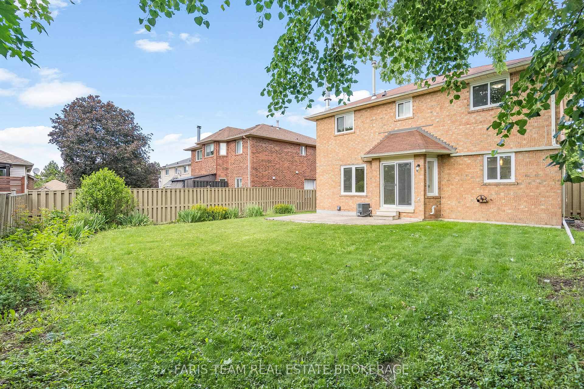 Photo 40 of 186 Ferndale Drive S, Barrie, Ardagh — HOMEH