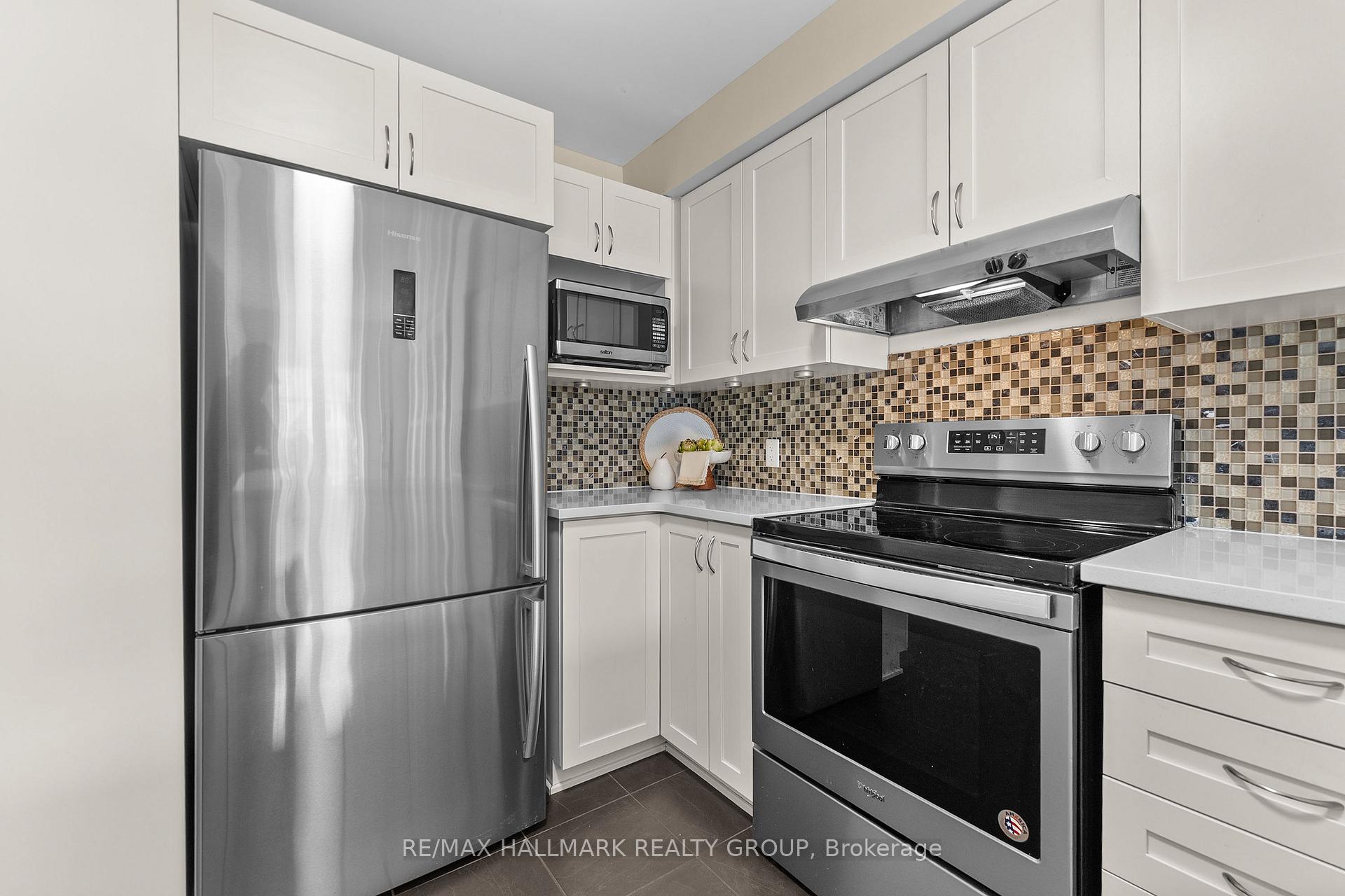 Photo 7 of Unit A, 541 Chapman Mills Drive, Ottawa, Barrhaven - Strandherd — HOMEH
