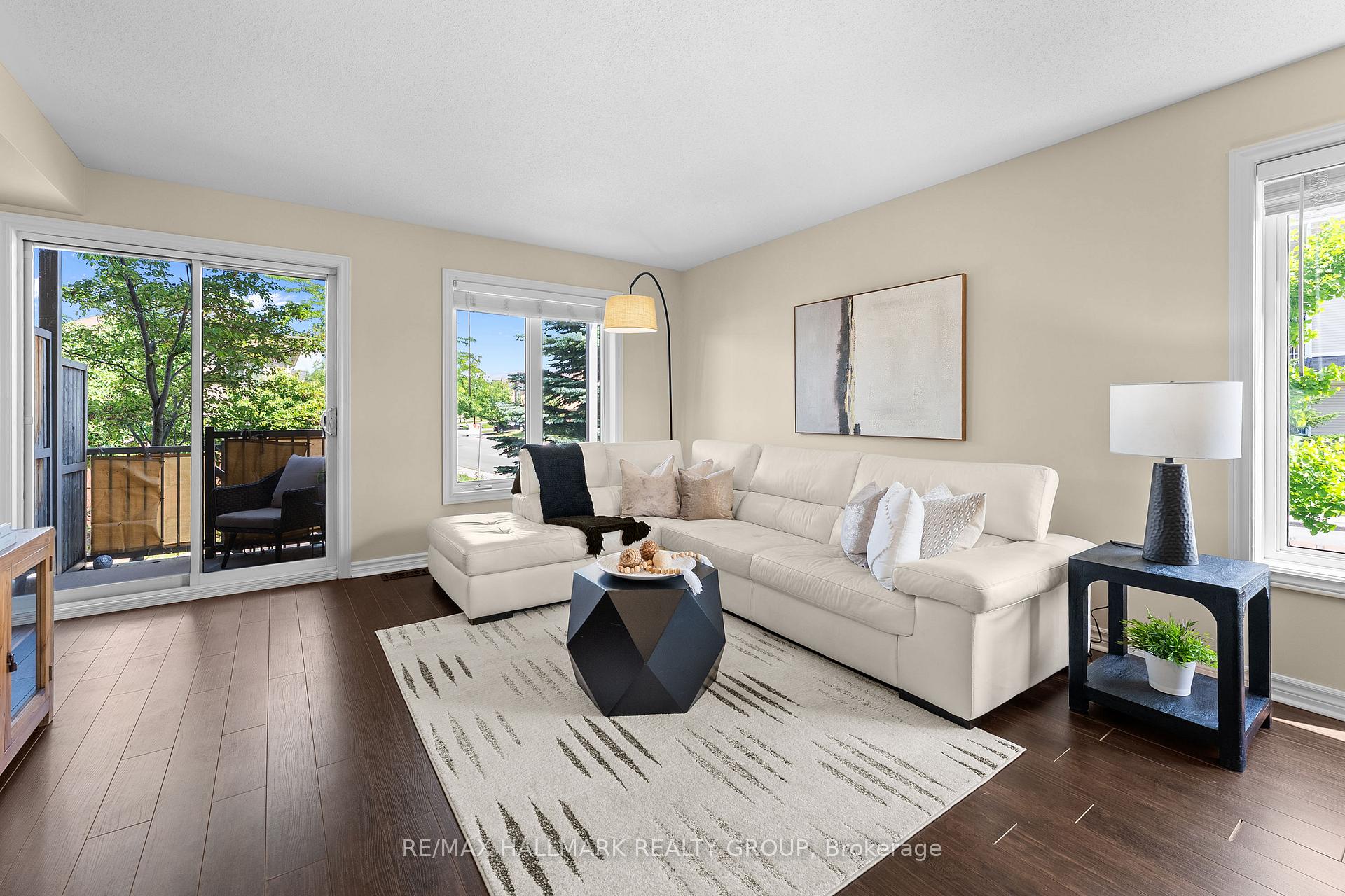 Photo 11 of Unit A, 541 Chapman Mills Drive, Ottawa, Barrhaven - Strandherd — HOMEH