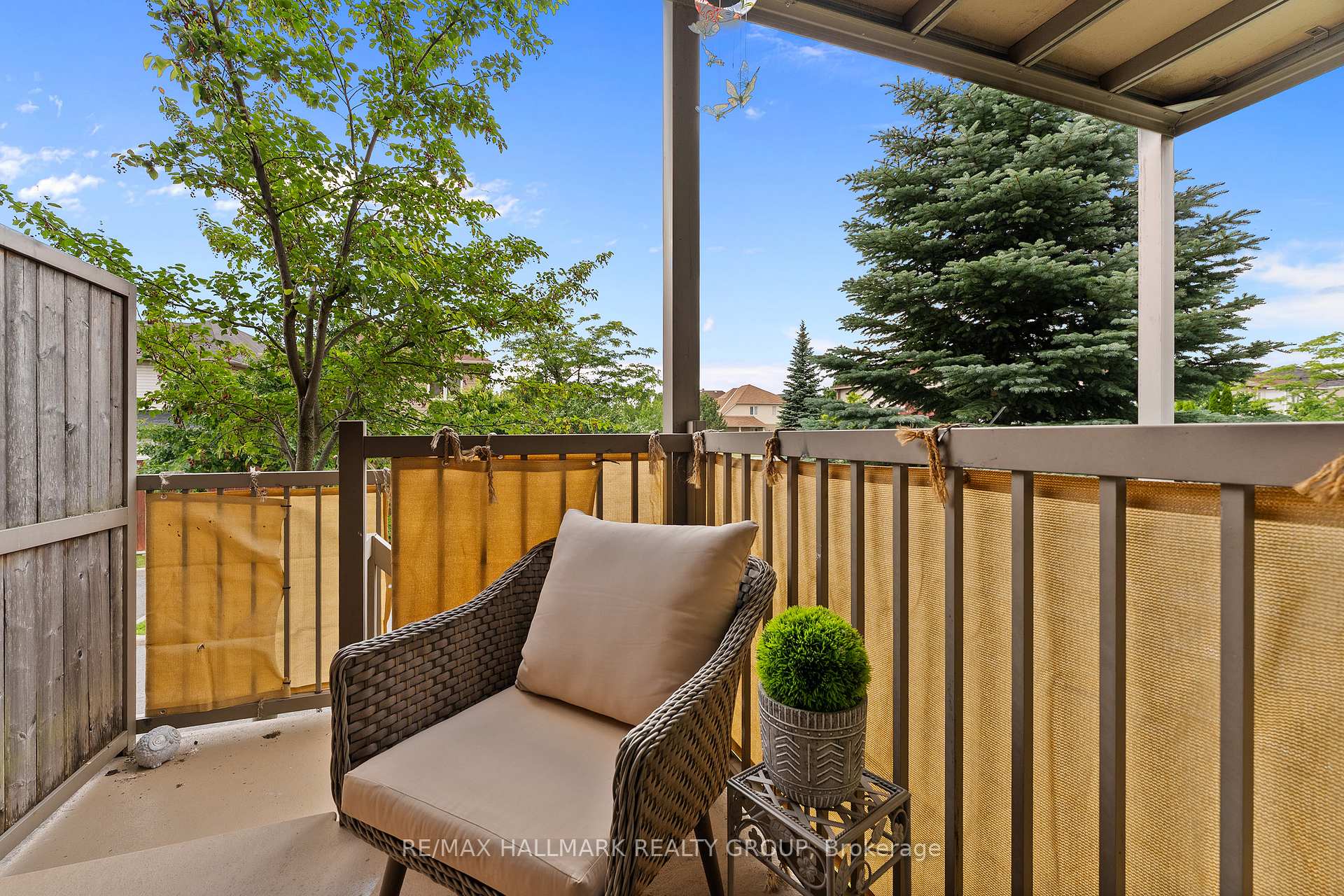Photo 16 of Unit A, 541 Chapman Mills Drive, Ottawa, Barrhaven - Strandherd — HOMEH