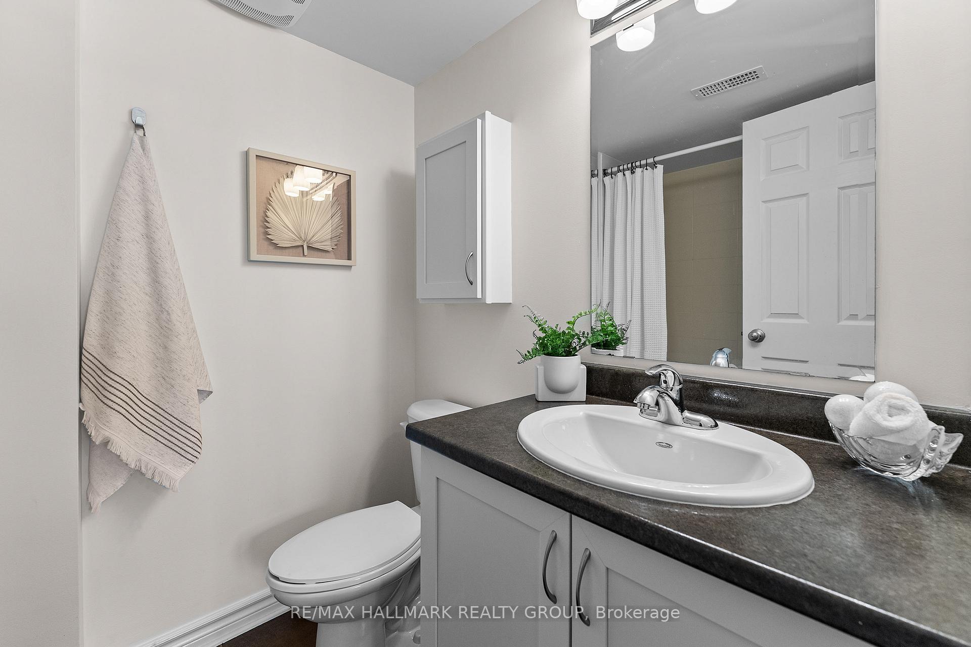 Photo 21 of Unit A, 541 Chapman Mills Drive, Ottawa, Barrhaven - Strandherd — HOMEH