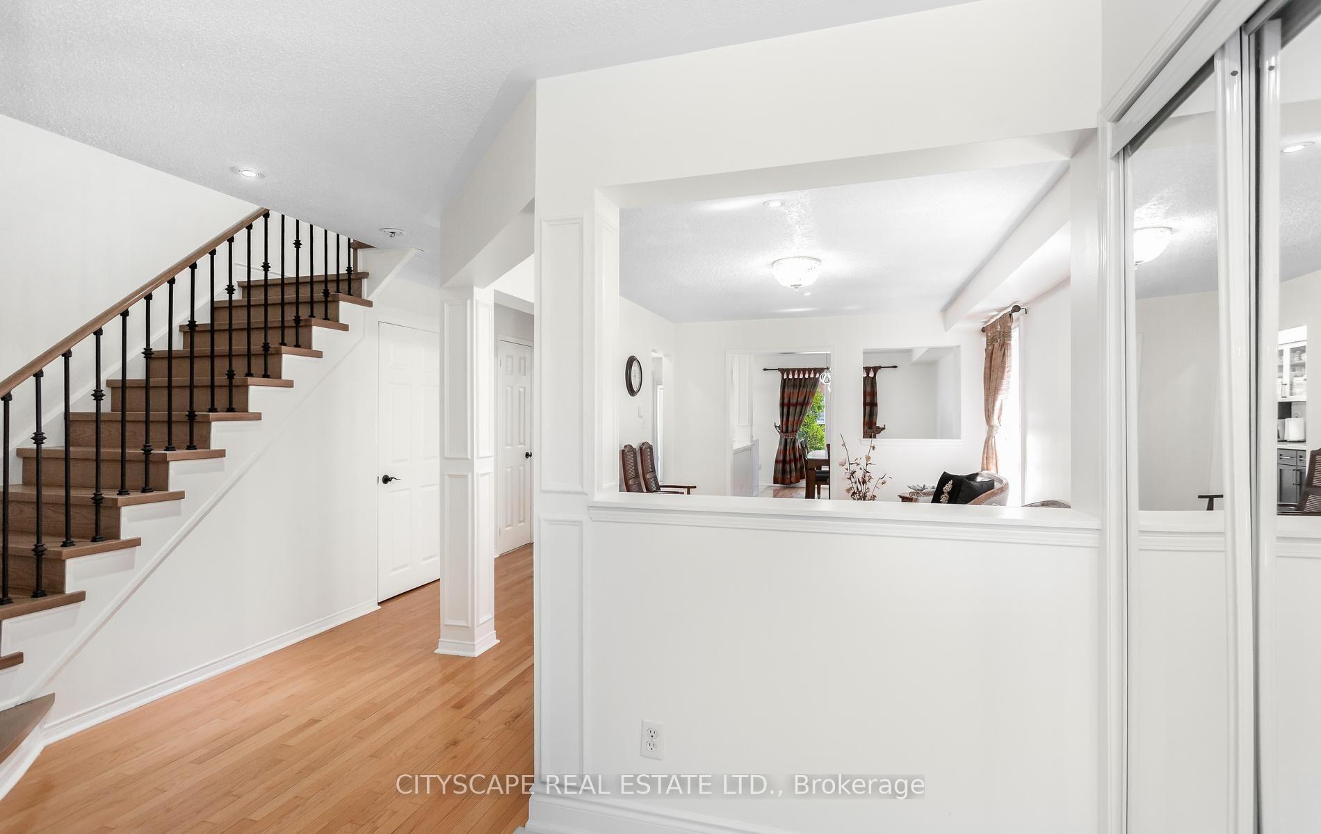 Photo 4 of 5685 Topaz Place, Mississauga, Churchill Meadows — HOMEH