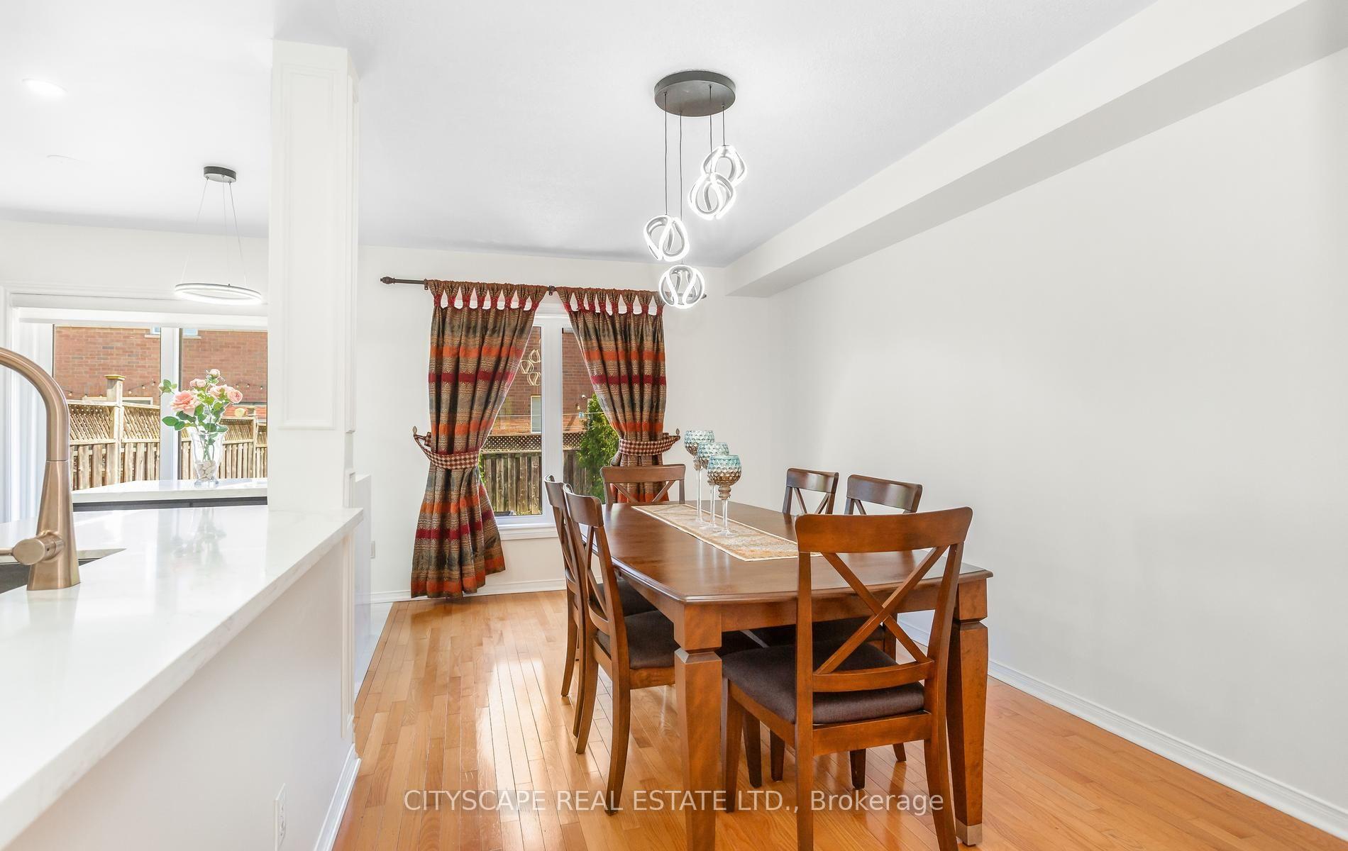 Photo 10 of 5685 Topaz Place, Mississauga, Churchill Meadows — HOMEH