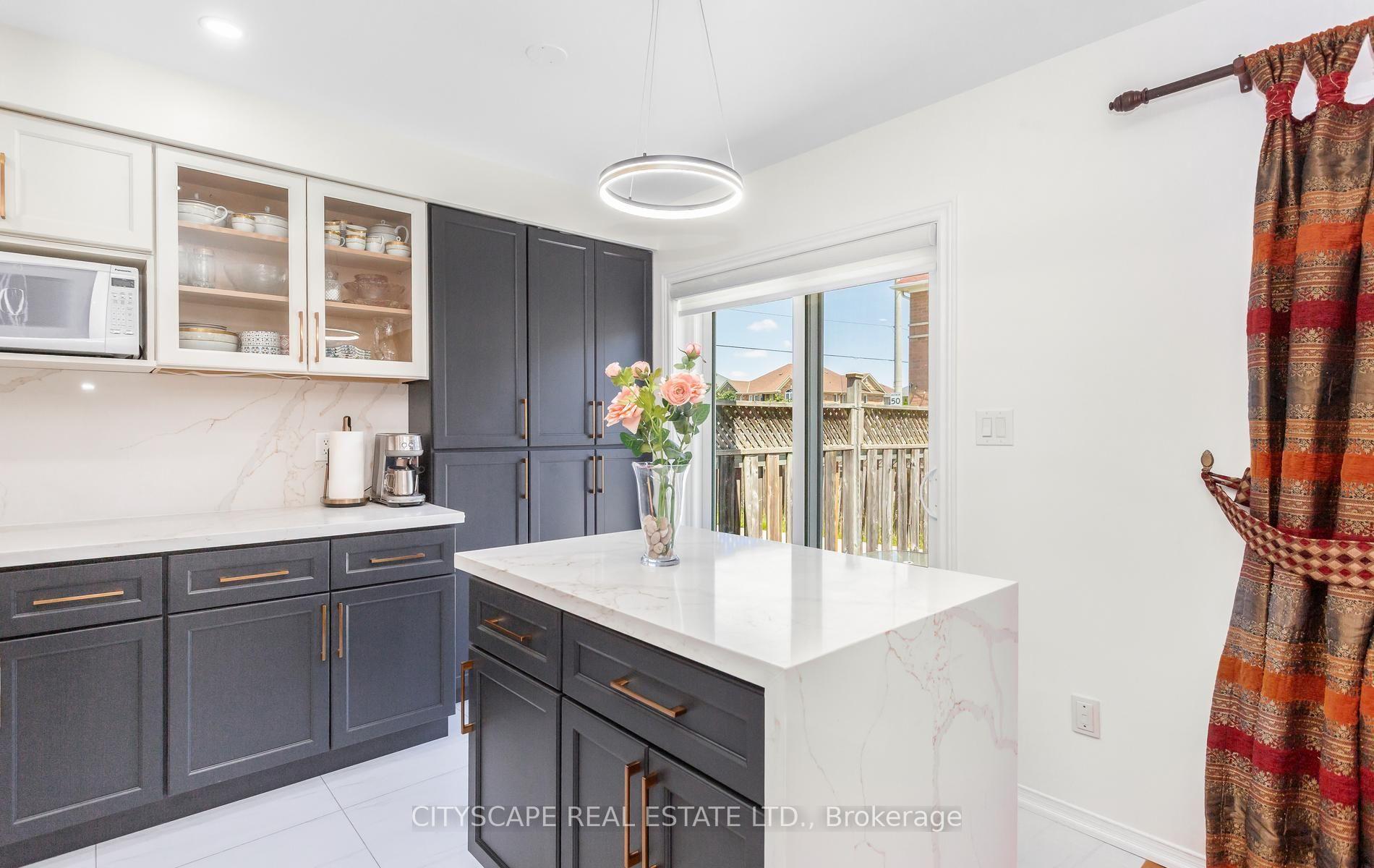 Photo 15 of 5685 Topaz Place, Mississauga, Churchill Meadows — HOMEH