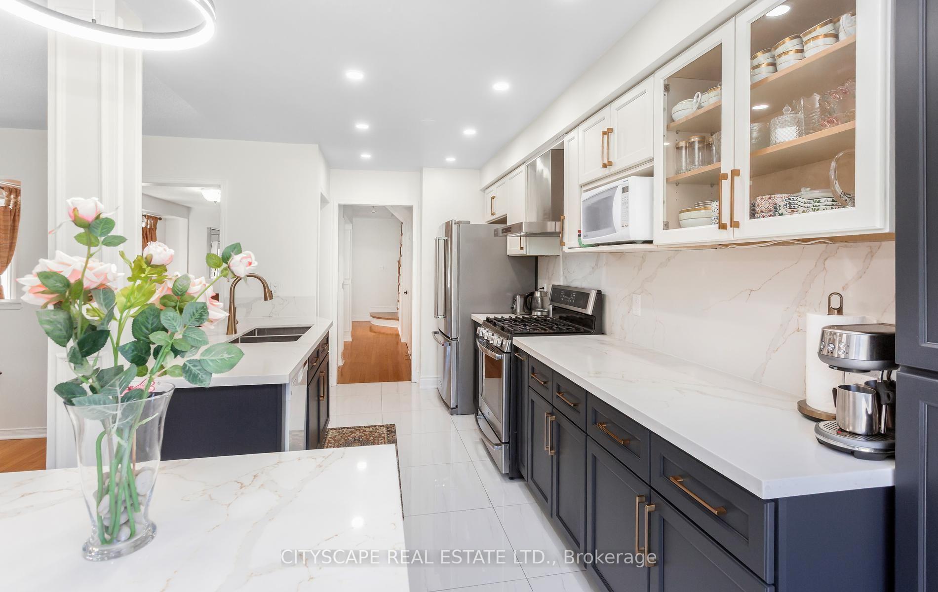 Photo 17 of 5685 Topaz Place, Mississauga, Churchill Meadows — HOMEH