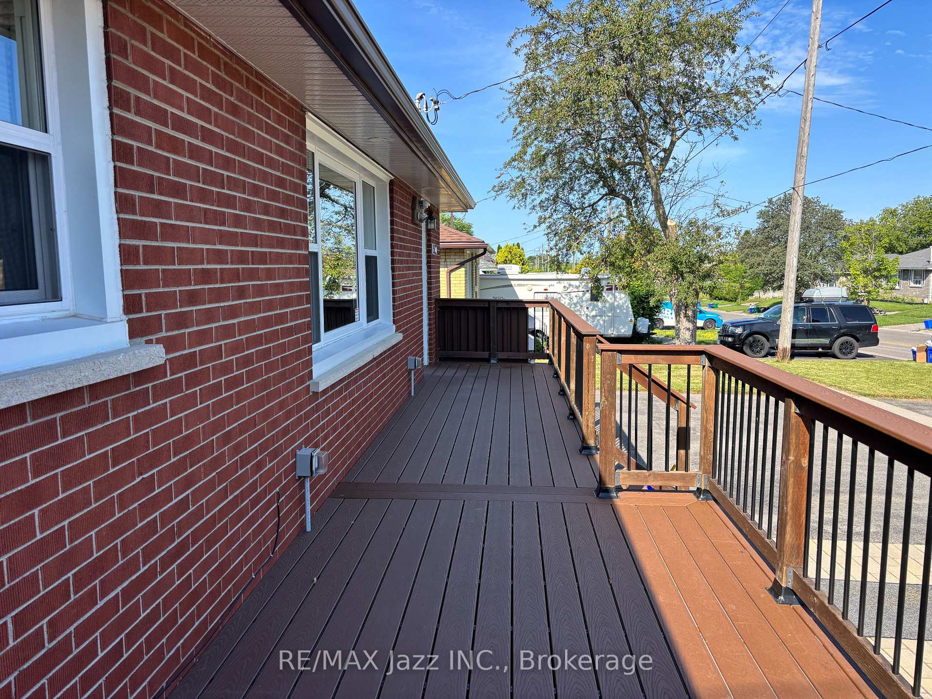 Photo 2 of Unit Unit 1, 751 Phillip Murray Avenue, Oshawa, Lakeview — HOMEH