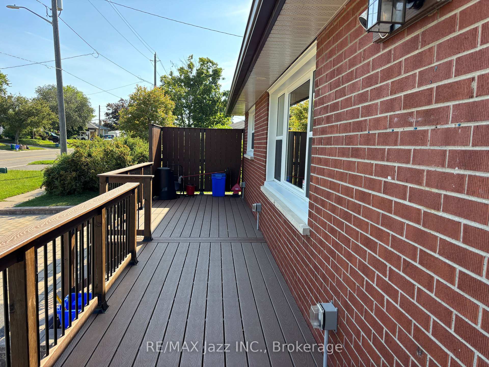 Photo 3 of Unit Unit 1, 751 Phillip Murray Avenue, Oshawa, Lakeview — HOMEH